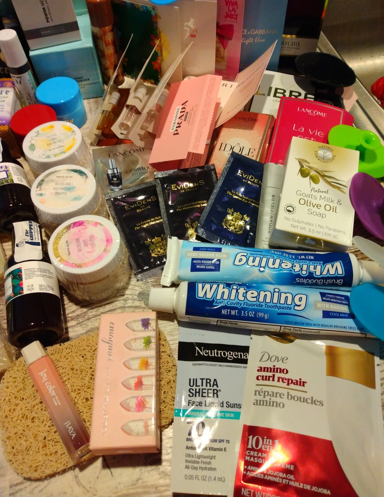 Huge New Upscale Mixed Beauty Bath Body Fragrance Skin Care Lot All Sizes Bundle