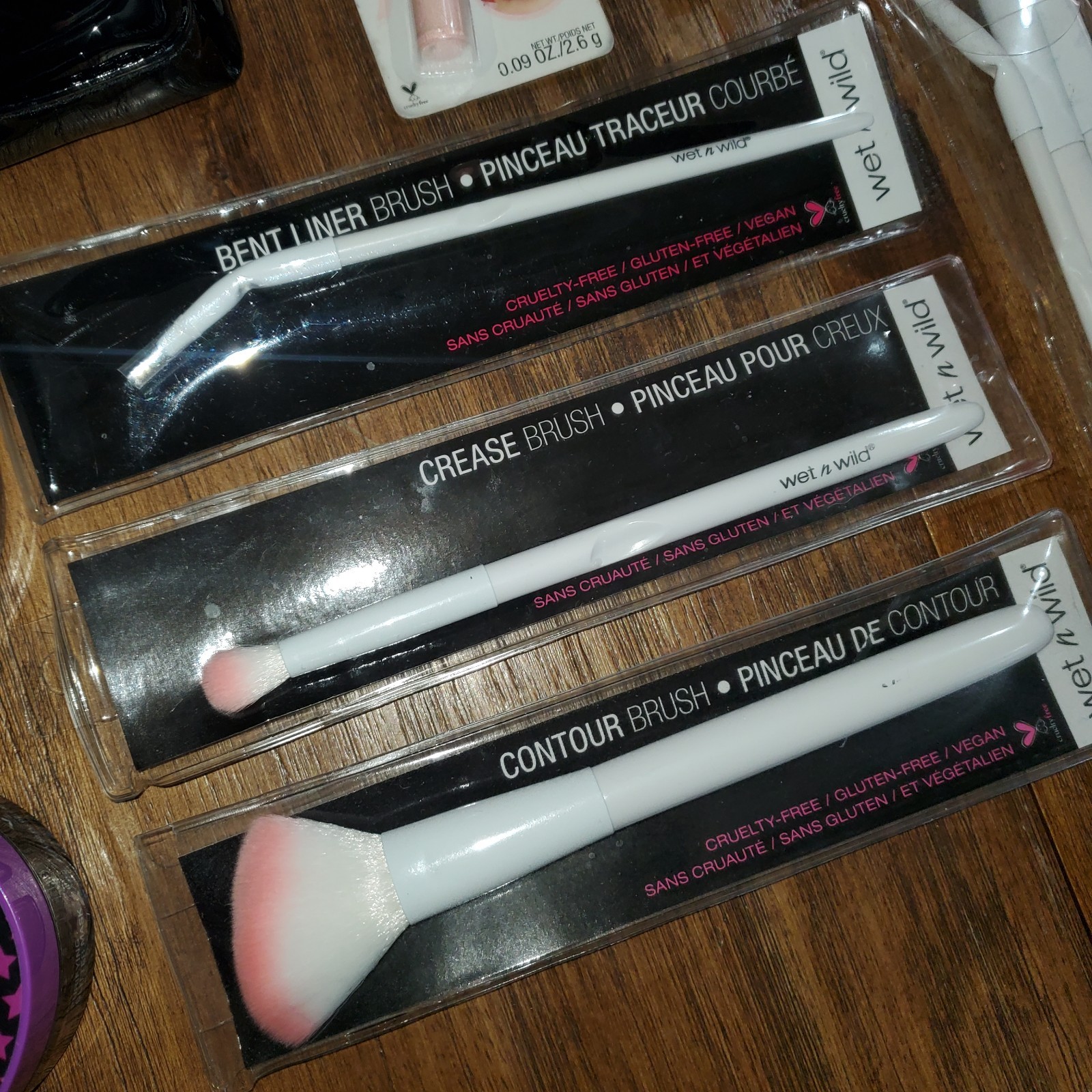 14 Wet n Wild Makeup & Skincare Lot – Eyeshadow / Glitter Mask / Setting Powder