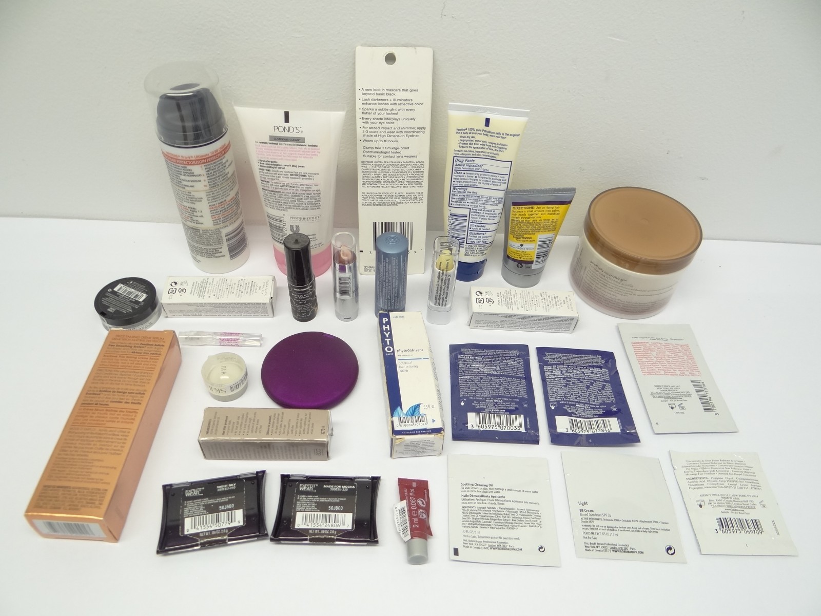 Mixed Lot of Women’s Revlon L’Oreal Pantene BB Crem Mascara Aveeno Maybelline