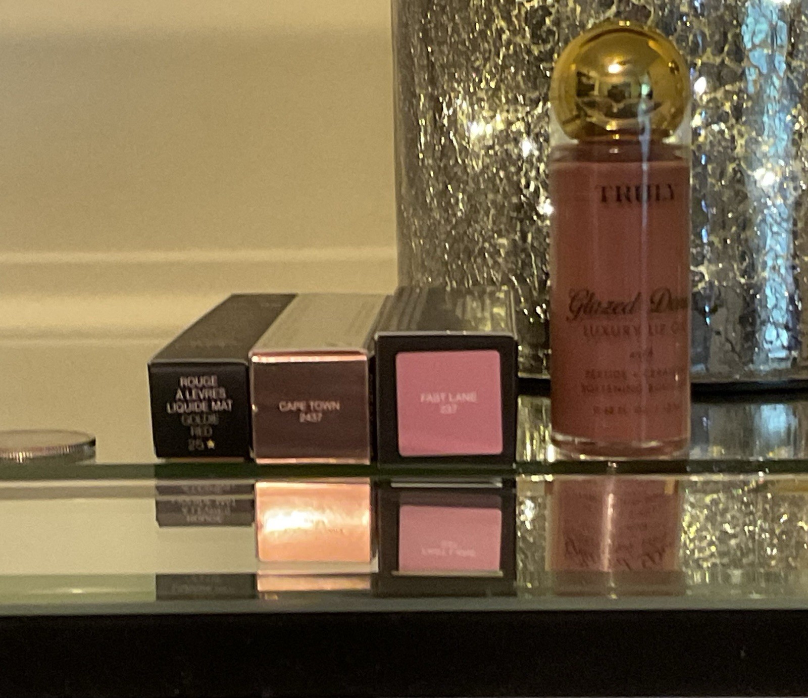 NARS Mixed Lot Lip Products – Glazed Donut Luxury Lip Oil, Cape Town, Fast Lane