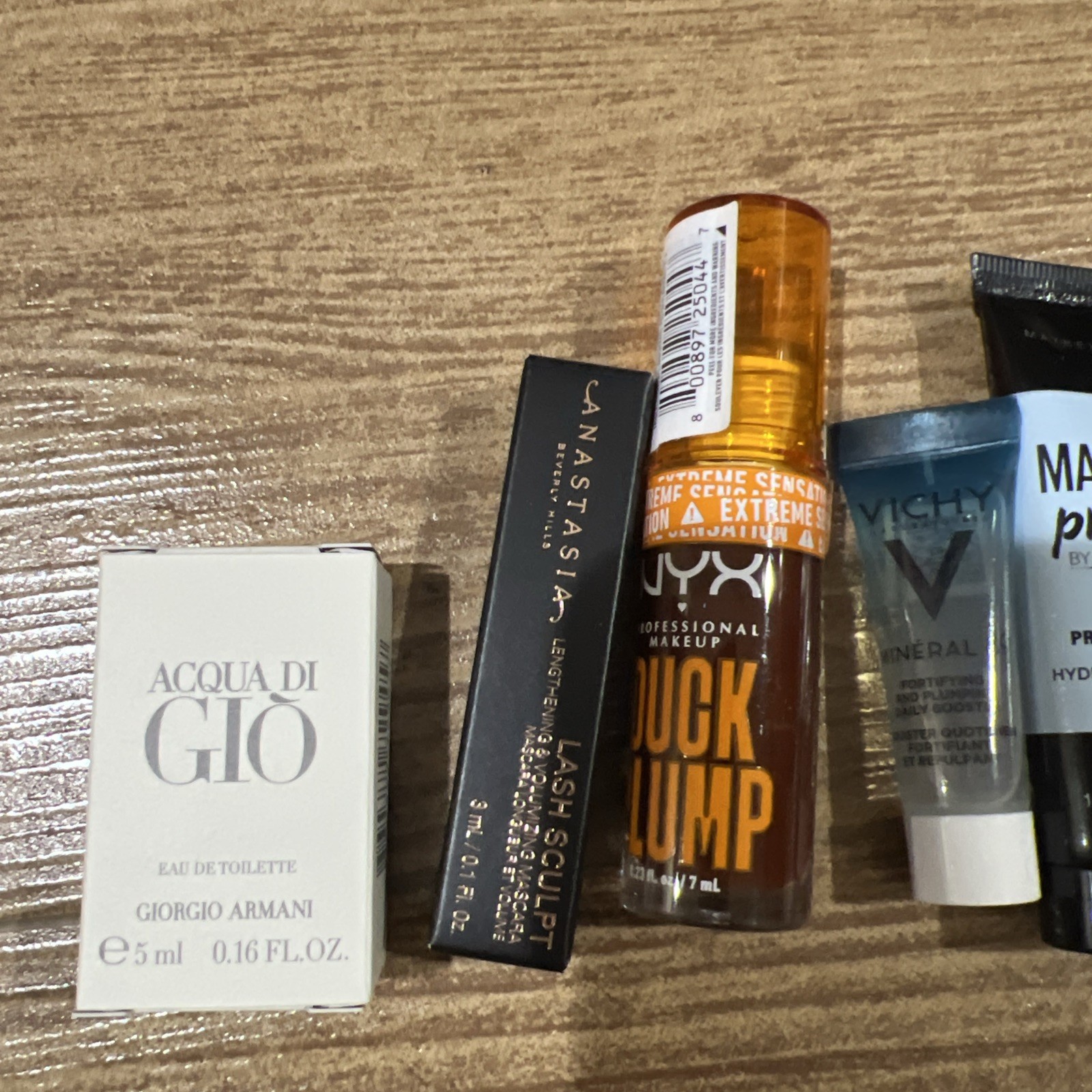 Travel/ Sample/ Full Sz Make Up, Prestige Perfume, Hair Skin LOT 22 Pc & Pouch P