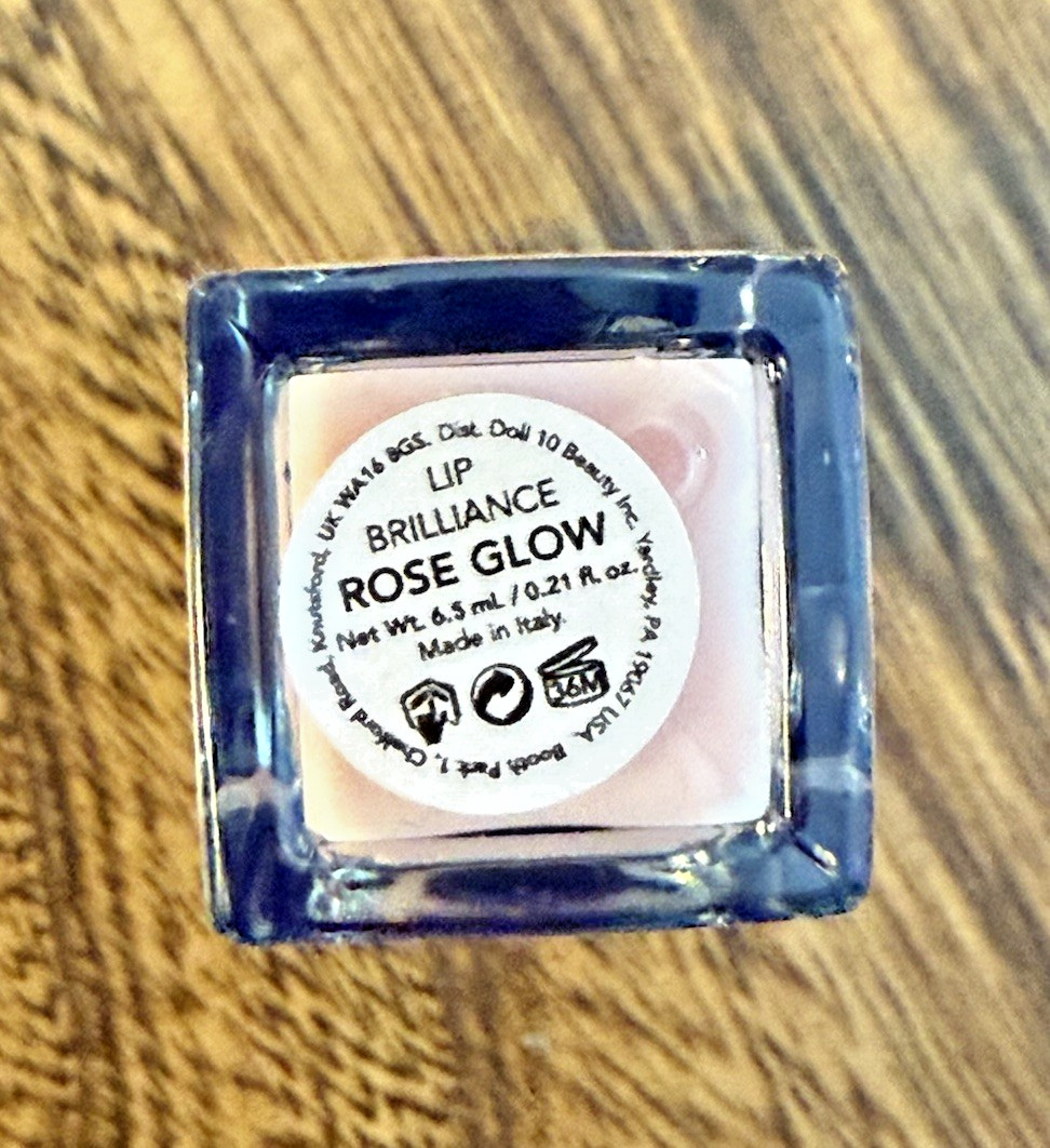 New Doll 10 Lot Natural Flush, 2 Lipstick (Yes Please & Kiss Me) Rose Glow Lip