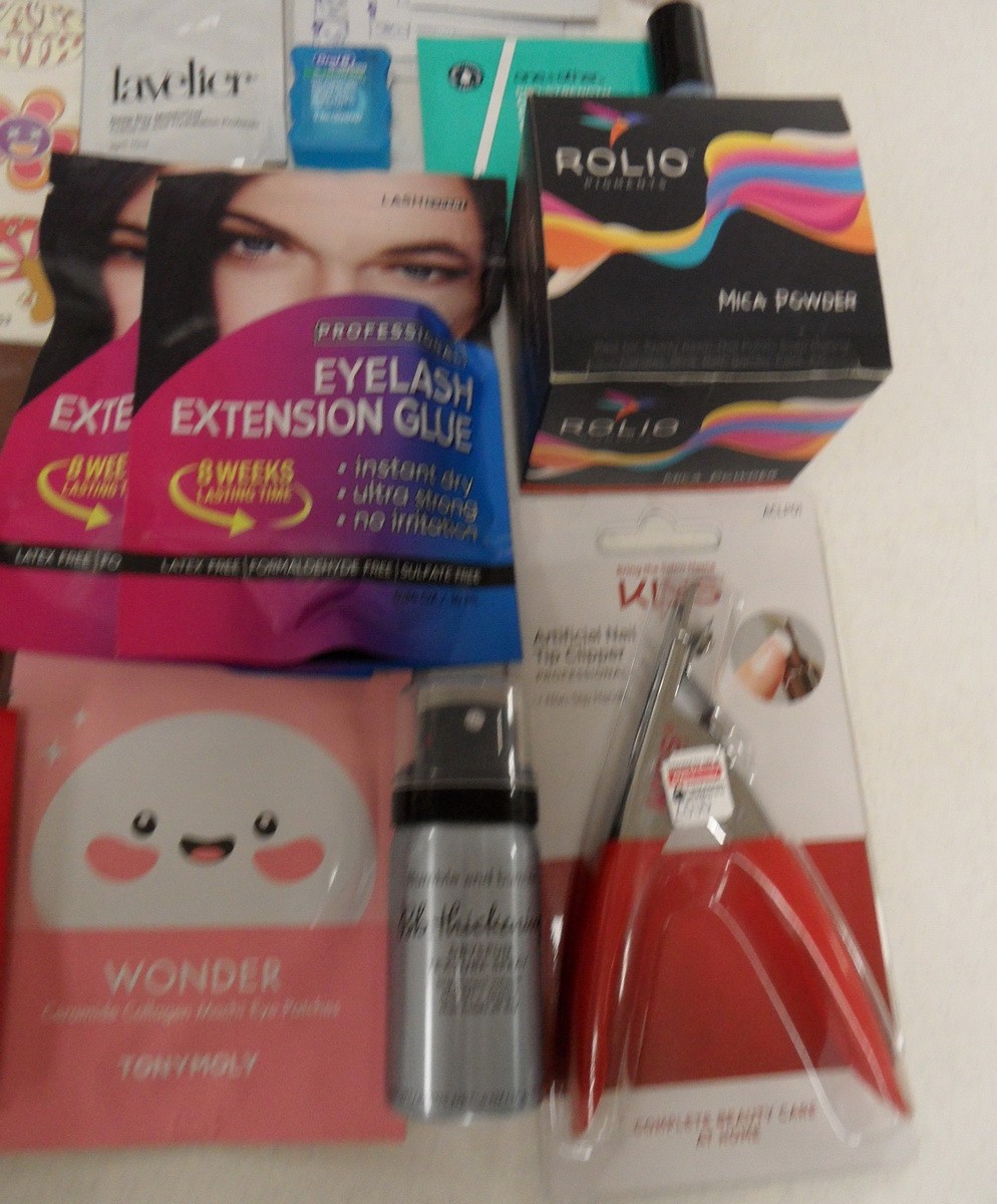 75+ PCS MAKEUP SKINCARE HAIR BEAUTY PERFUME DELUXE LUXURY FULL SAMPLE TRAVEL LOT