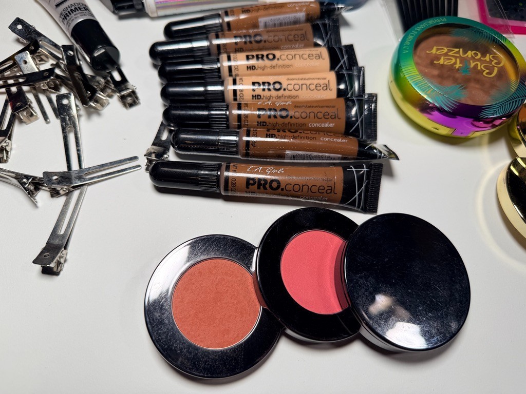 Large Makeup Bundle — Concealers, Blush, Bronzer, Applicators, Lashes + More