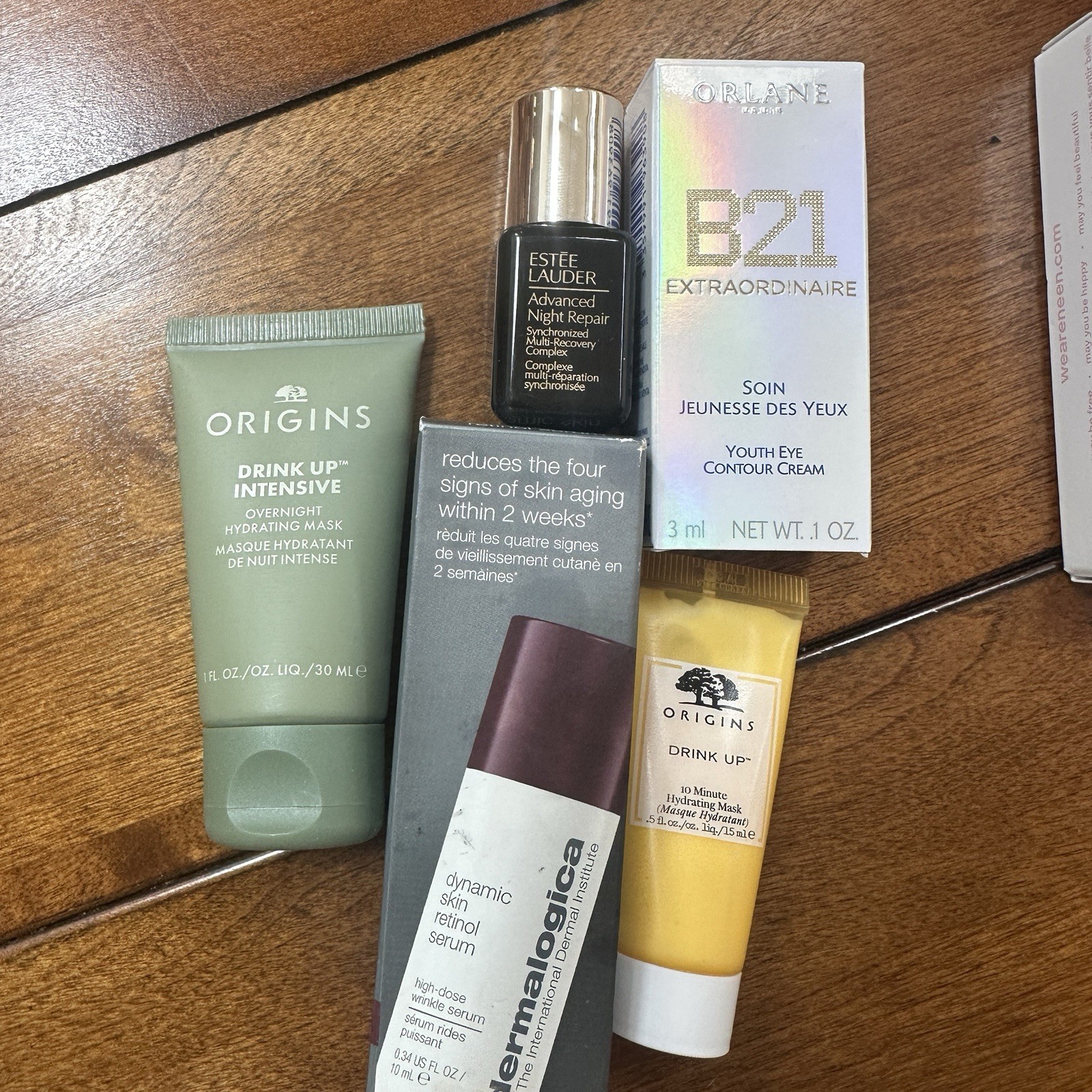 25 Piece Lot Premium Skin Care and Beauty 10 Full Size, 15 Small READ