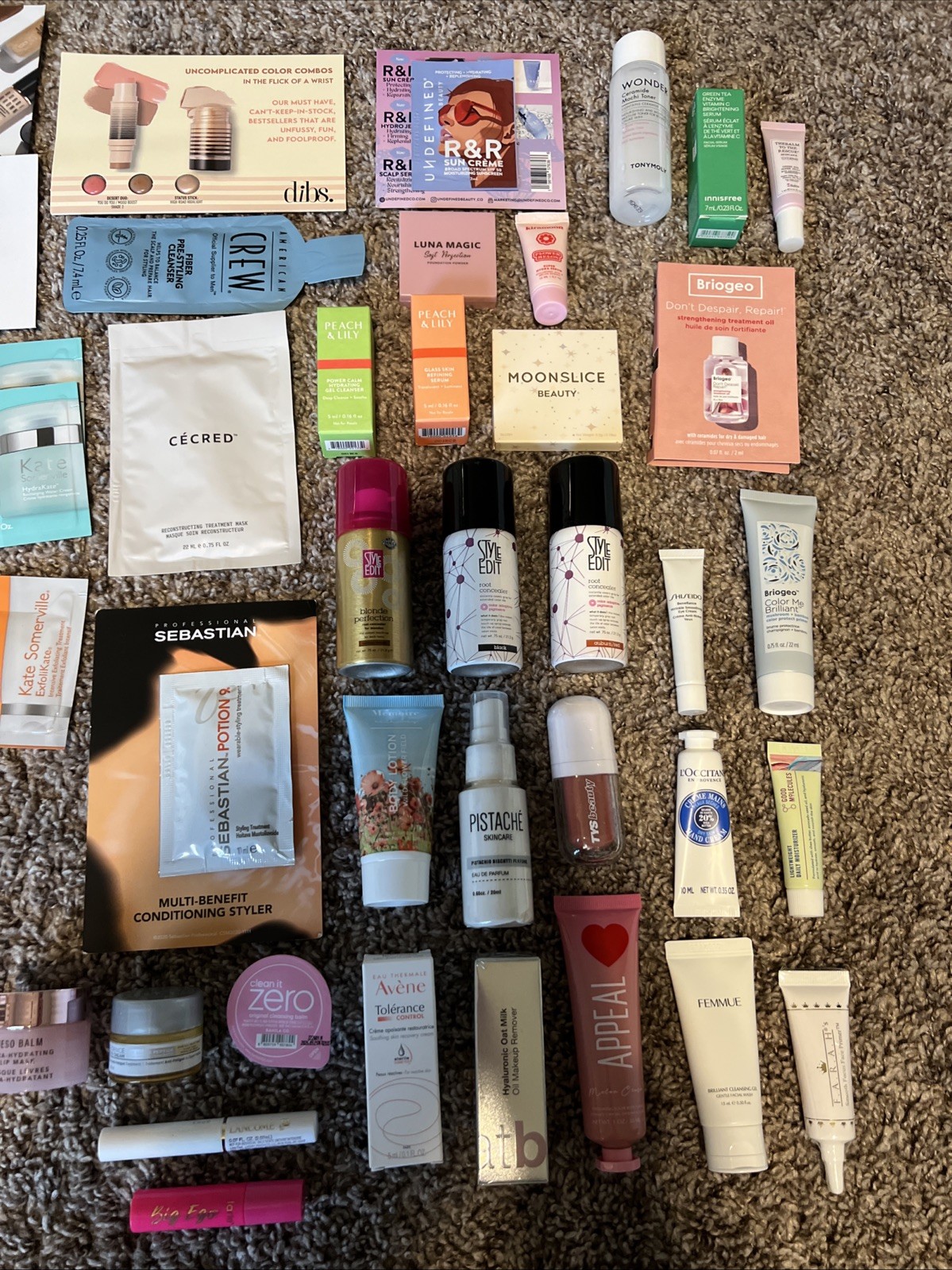 Huge Lot Of Ulta Samples – Name brands Over 60 Items