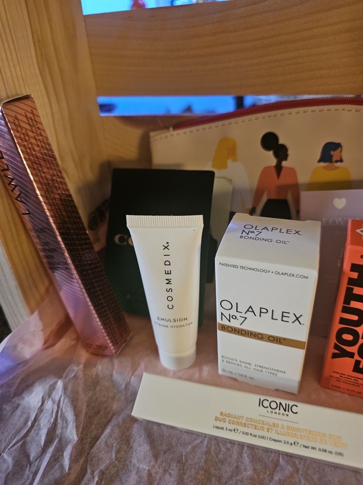 Luxury Beauty Makeup Skincare Gift Bundle Lot – Kosas Iconic London Glossier