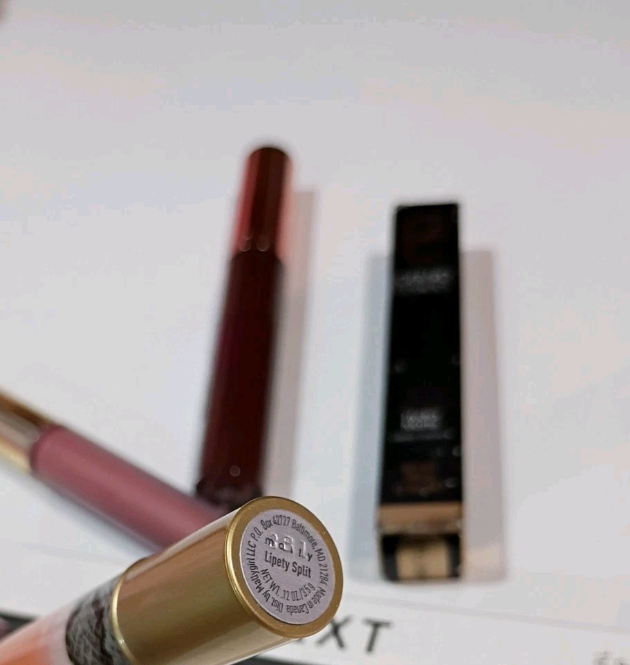 NEW Lot of 4 Lip Products Revolution Gerard Mally Context Lipstick Pencil