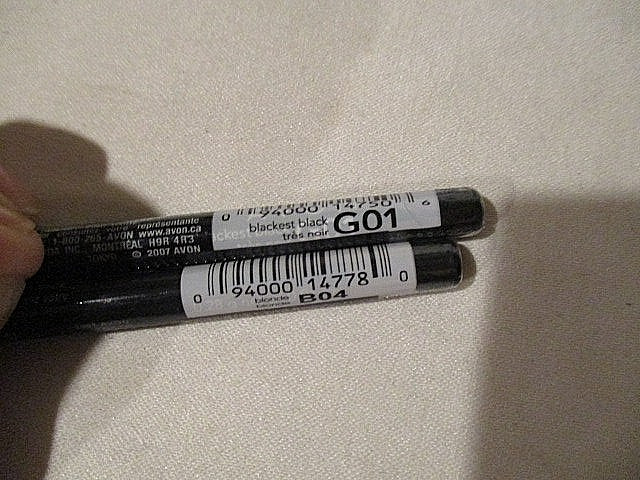 AVON GLIMMERSTICKS-Eye-Liqui-Glide-Black/Gel Eye Liner-Blackout-4 Glimmersticks