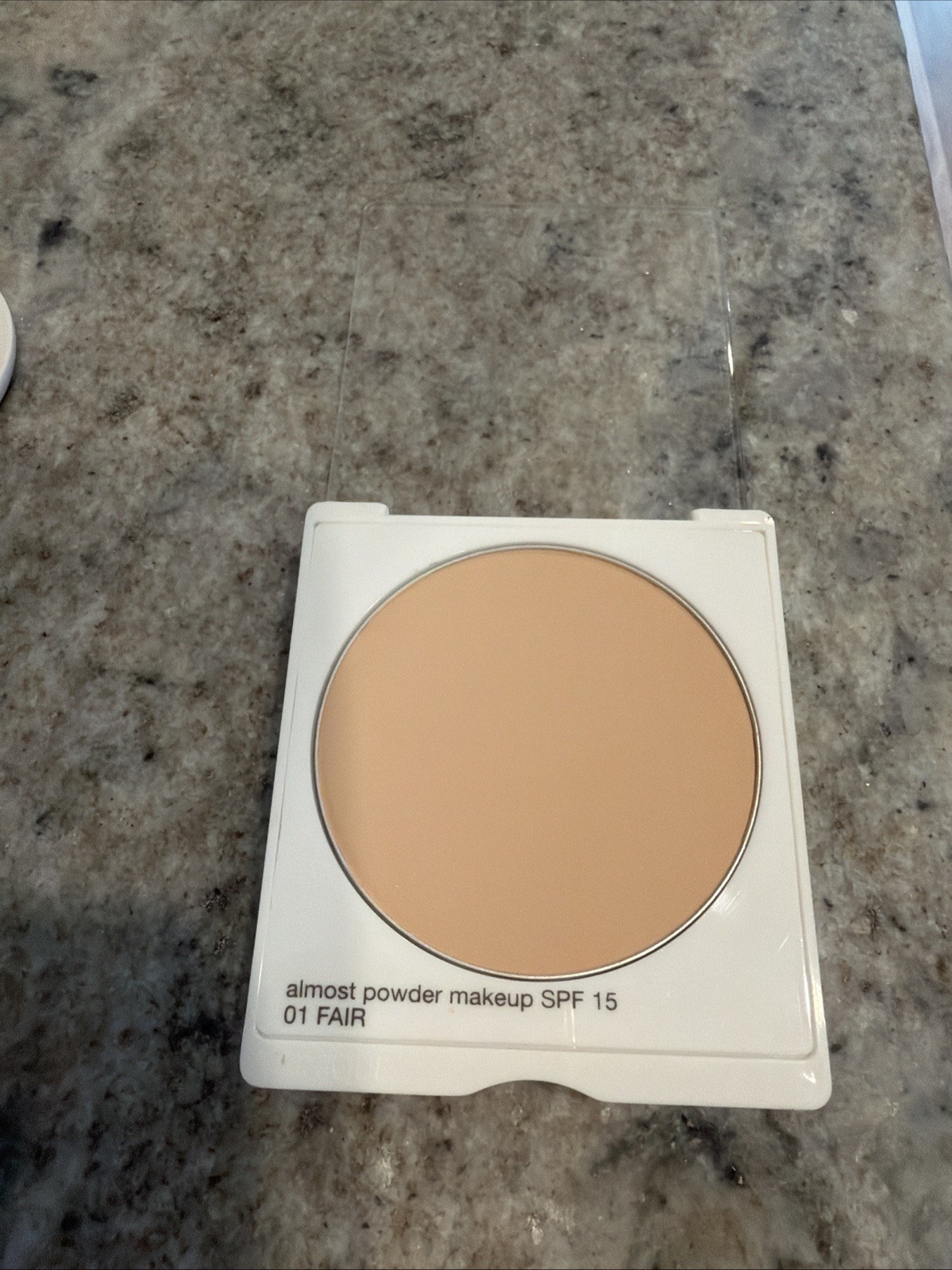 Clinique Makeup Bundle Matte Blot Powder, Eyeshadow, Spf 15 Powder & Chubby Stic