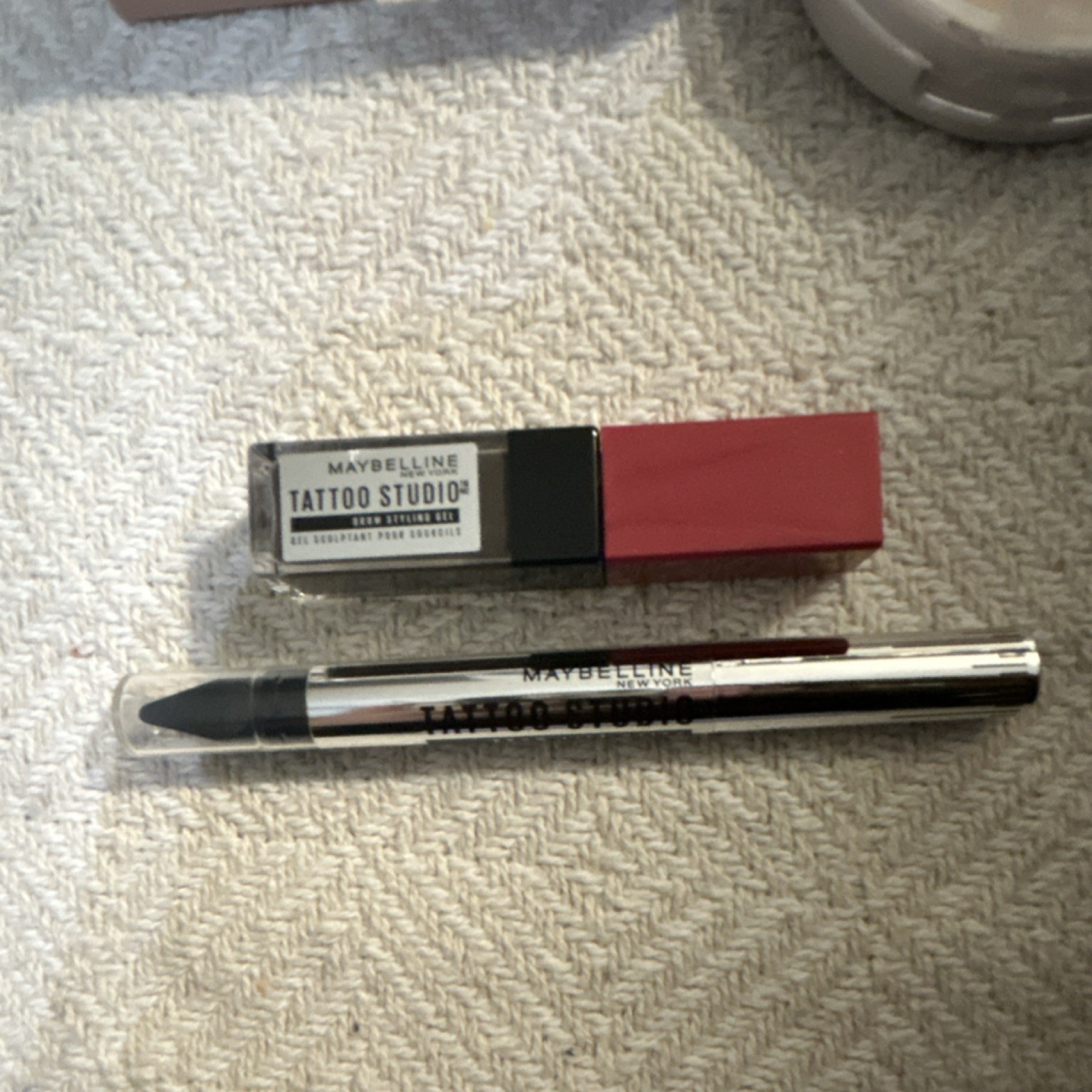 Maybelline New York Makeup Lot Cheek Heat, Super Stay, Tattoo Studio, Lifter