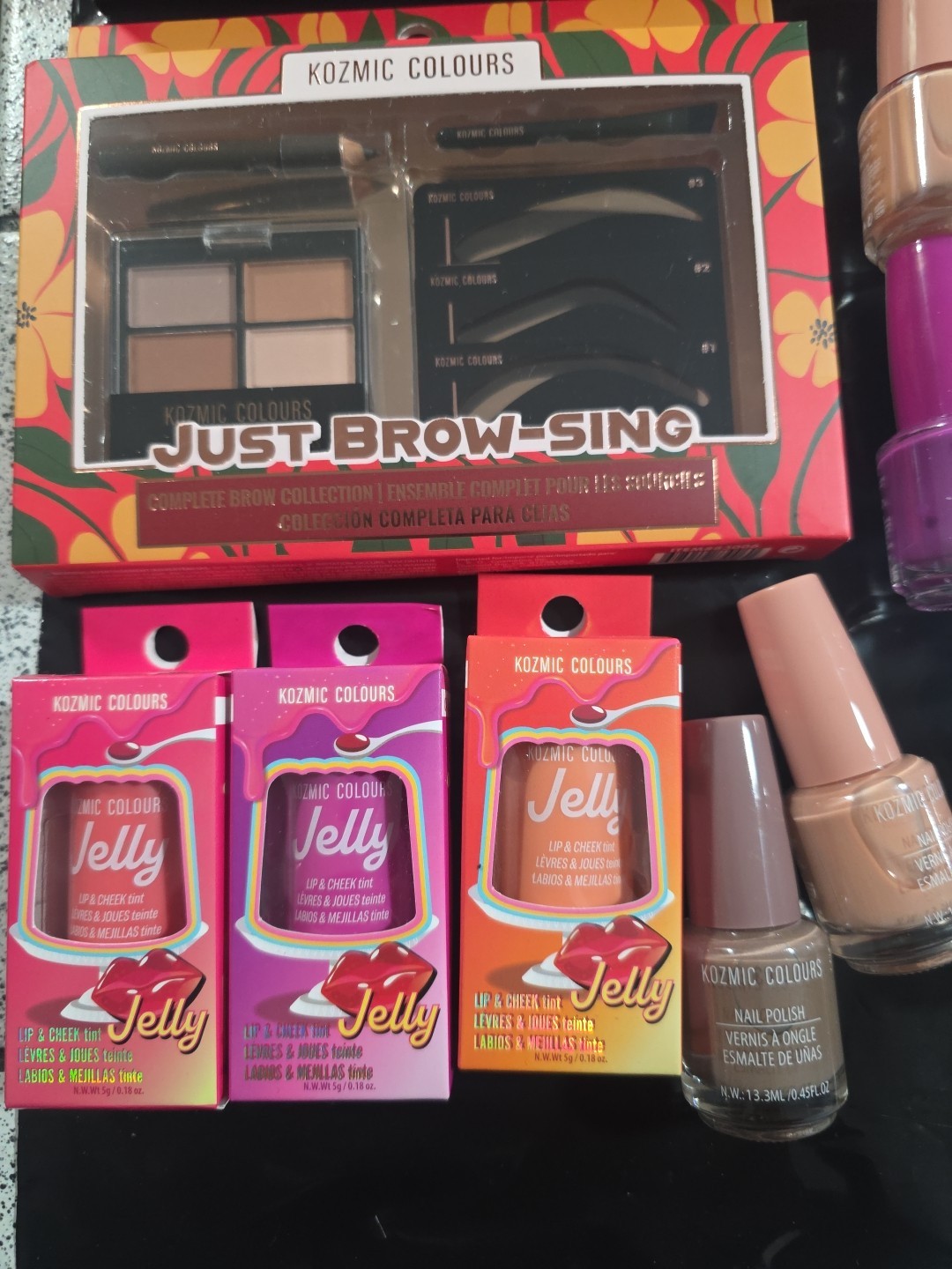 RANDOM BULK Wholesale Mixed Makeup Cosmetics 35 Pcs Lot Kozmic Colors Brand