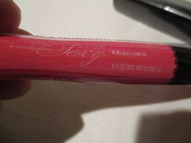 AVON Irresistibly Sexy Mascara-Black/Glimmerstick-Emerald/Creamy Lipstick-Coral