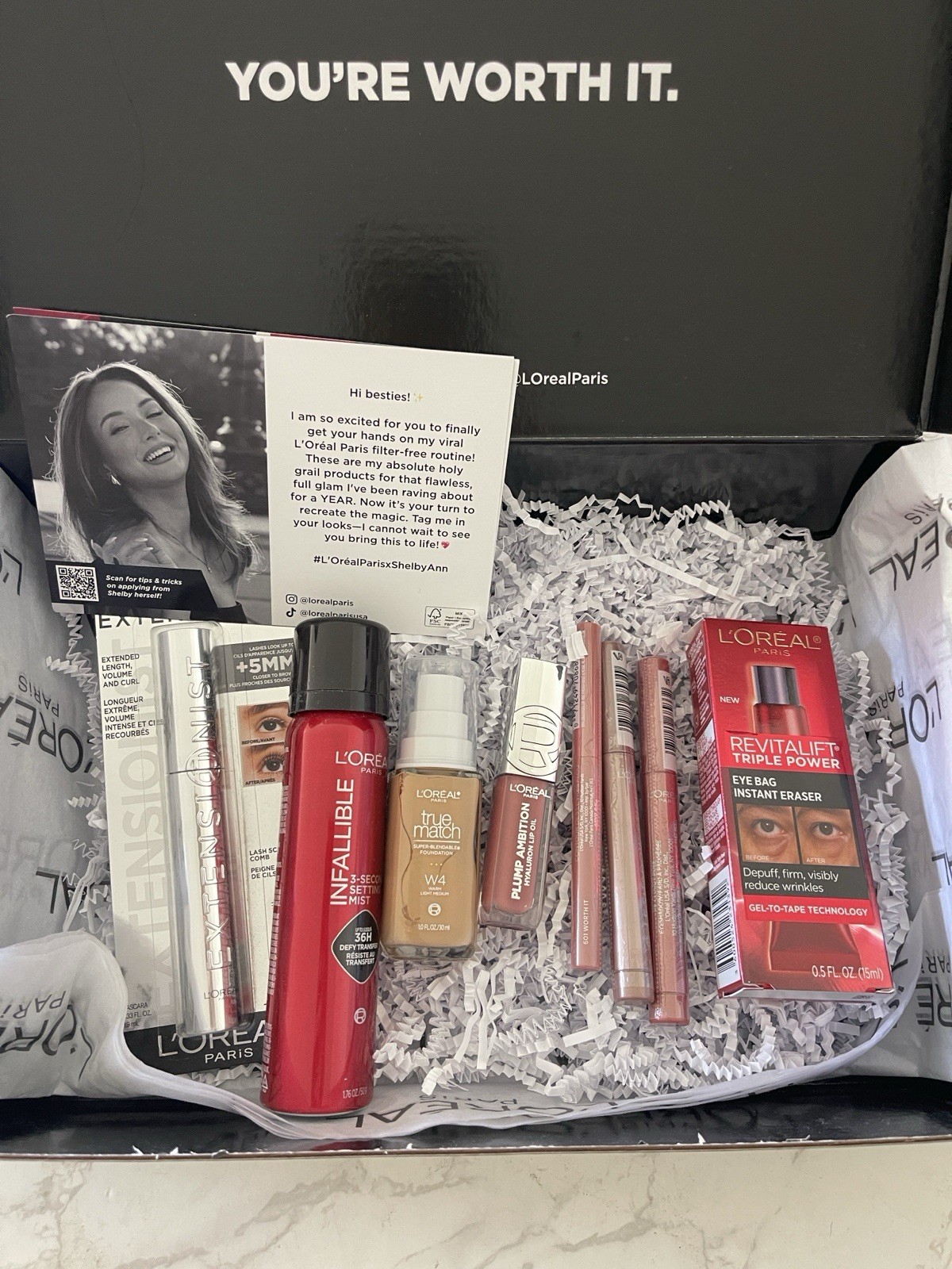L’Oréal Women Makeup Bundle