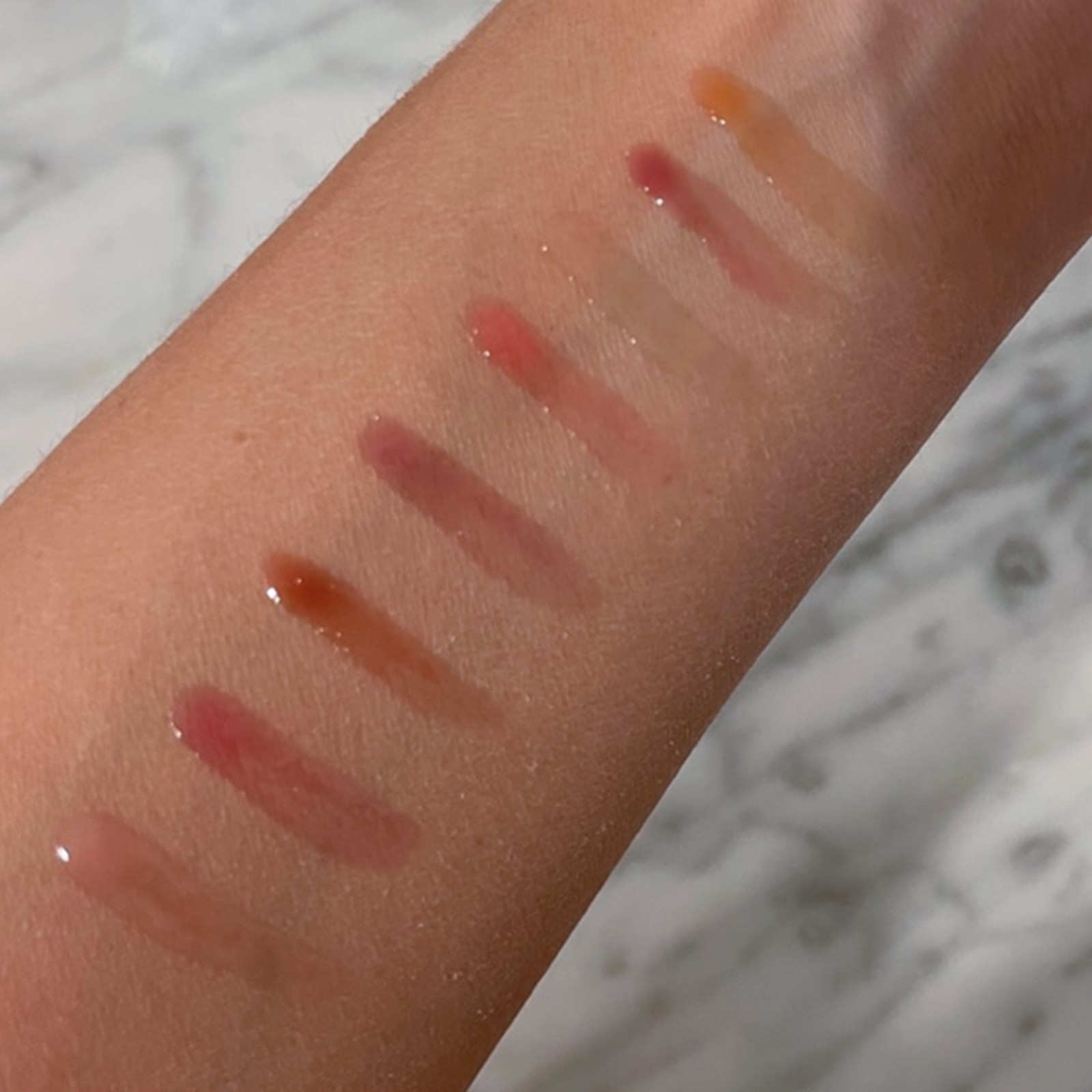 Fragrance-Free Hydrating Non Sticky Moisturizing Goddess Glow Lip Oil-11 Shades