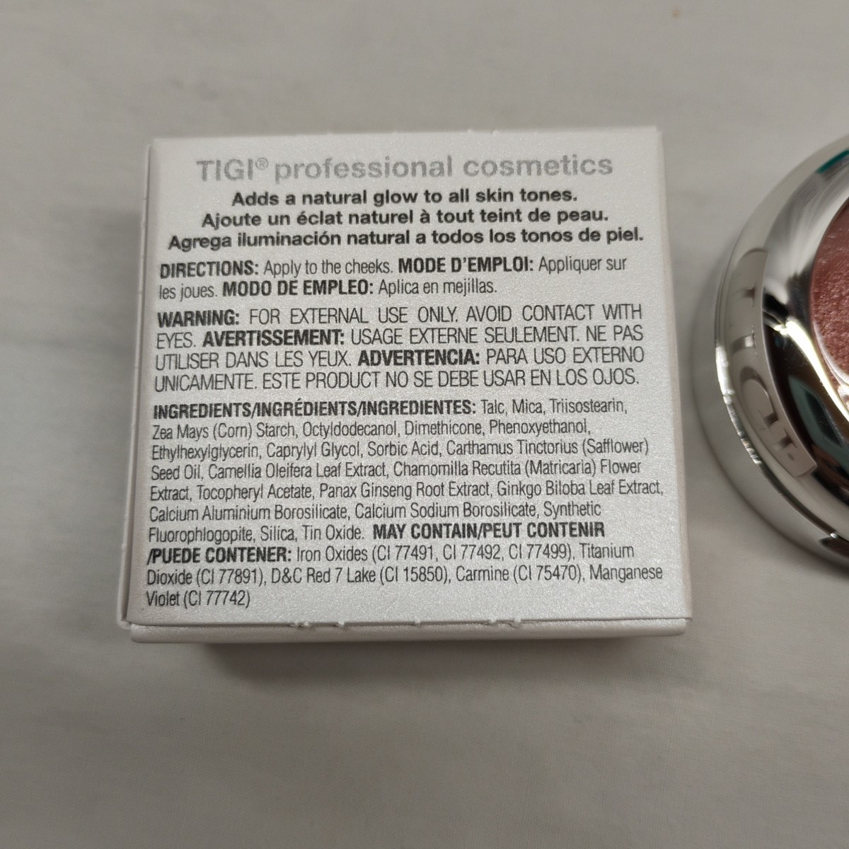 Tigi Professional Cosmetics 5pc Lot Eye Maker Up Remover Foundation Eye Shadow