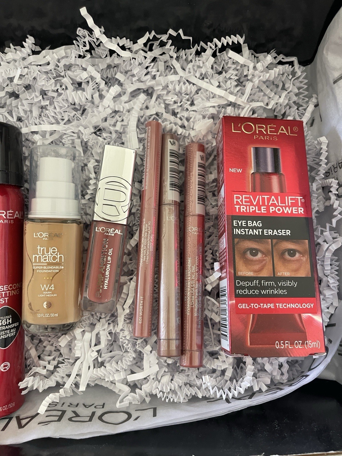 L’Oréal Women Makeup Bundle