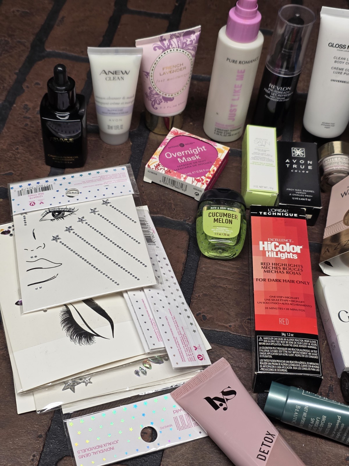 Bath Body Works Loreal Avon And More Beauty Supplies And Makeup Lot