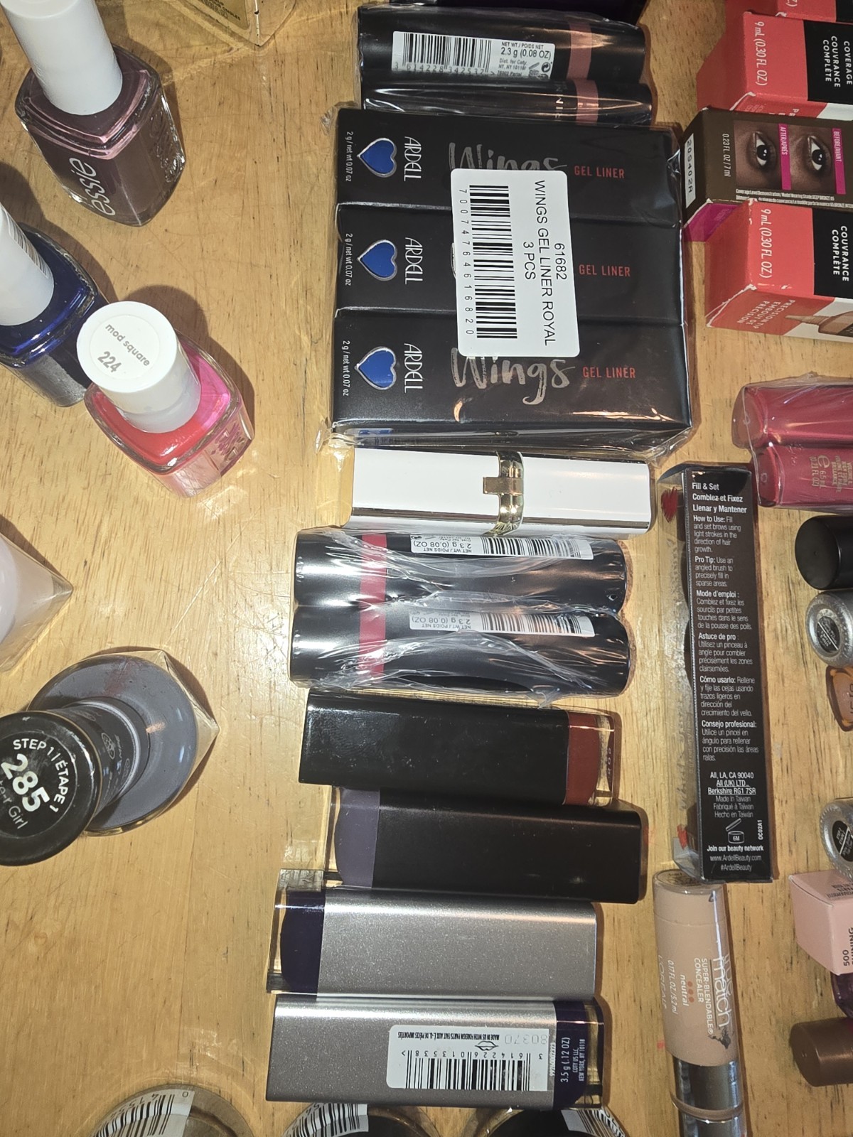 150+Pcs Health And Beauty Mixed Makeup Lot Maybelline Covergirl BYS Rimmel