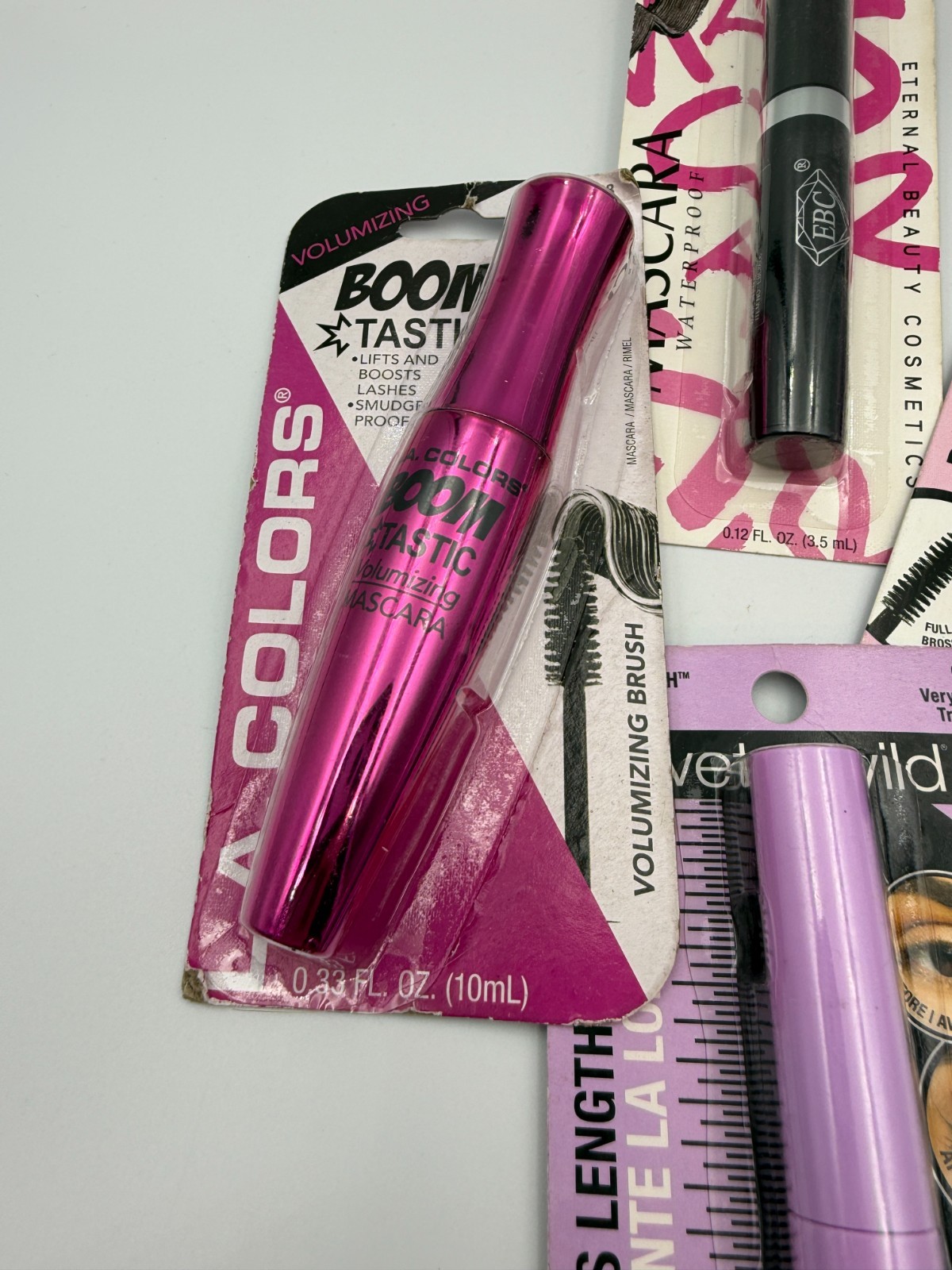 4PCS Mixed Mascara Lot Wet N Wild Mega Volume Mascara, LA Colors Boomtastic, etc