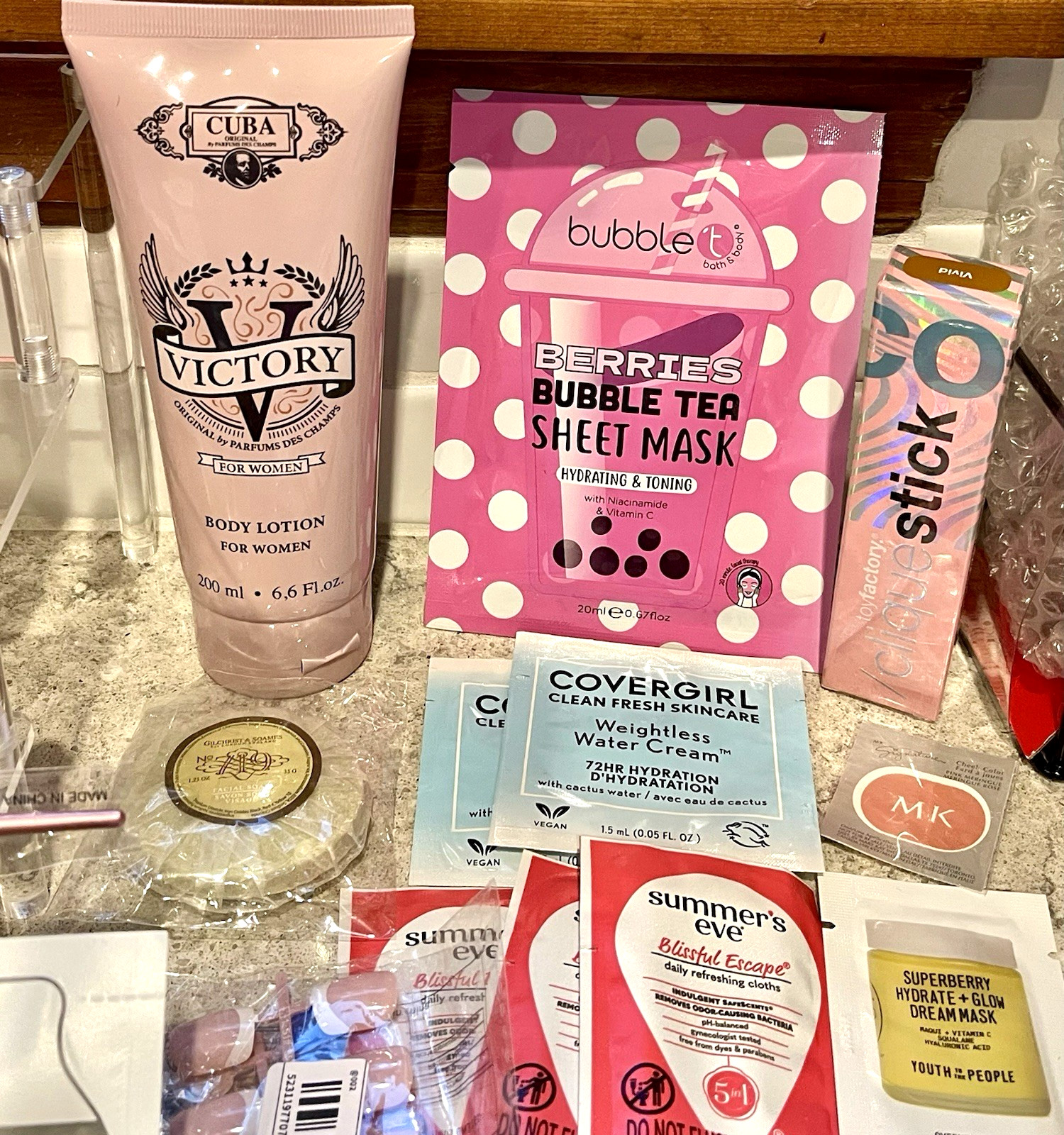 $300+ and over 100 items Beauty Bundle U Get All Shown + MORE!- MUST C All Pics!