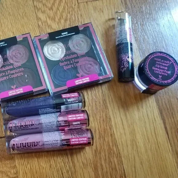 New 10 Wet N Wild Rebel Rose Brush Eyeshadow Lipstick & Scrub Limited Edition