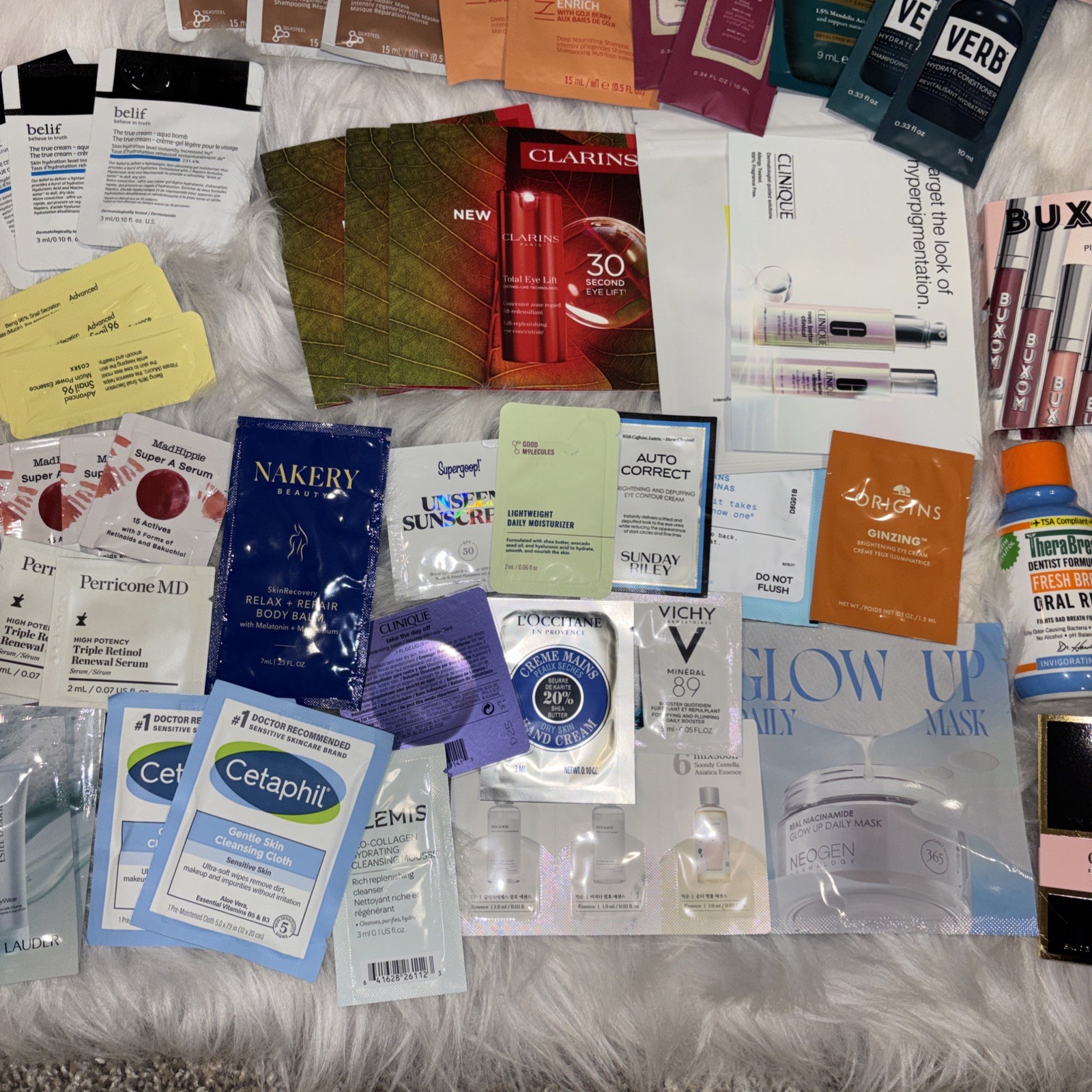 100 Pc Skincare, Fragrance, Hair Lot – Foil Packets & Deluxe Samples – All Shown