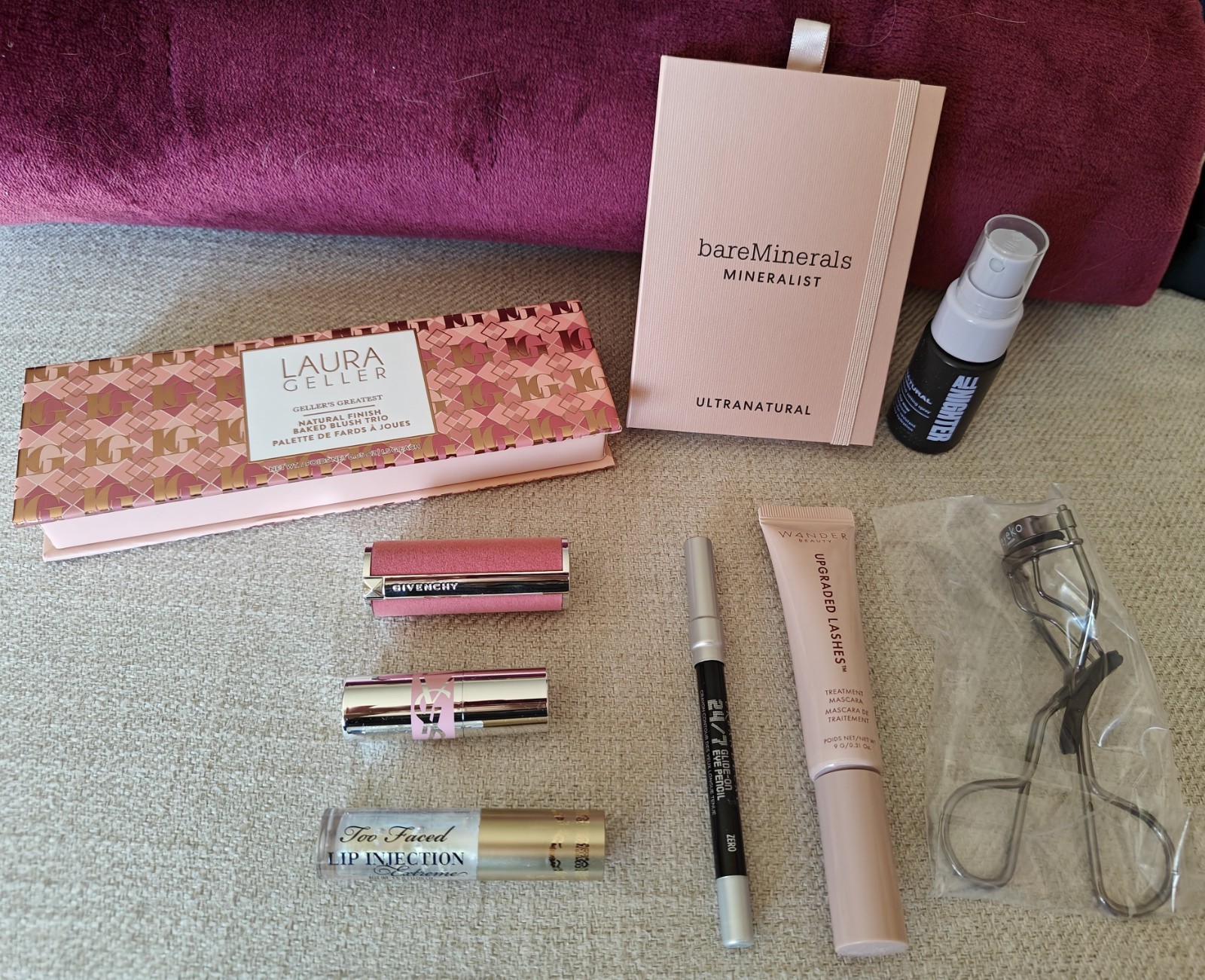 Beauty Bundle Feat: Two-faced, Wander, Urban Decay, Ysl, Givenchy, BareMinerals+