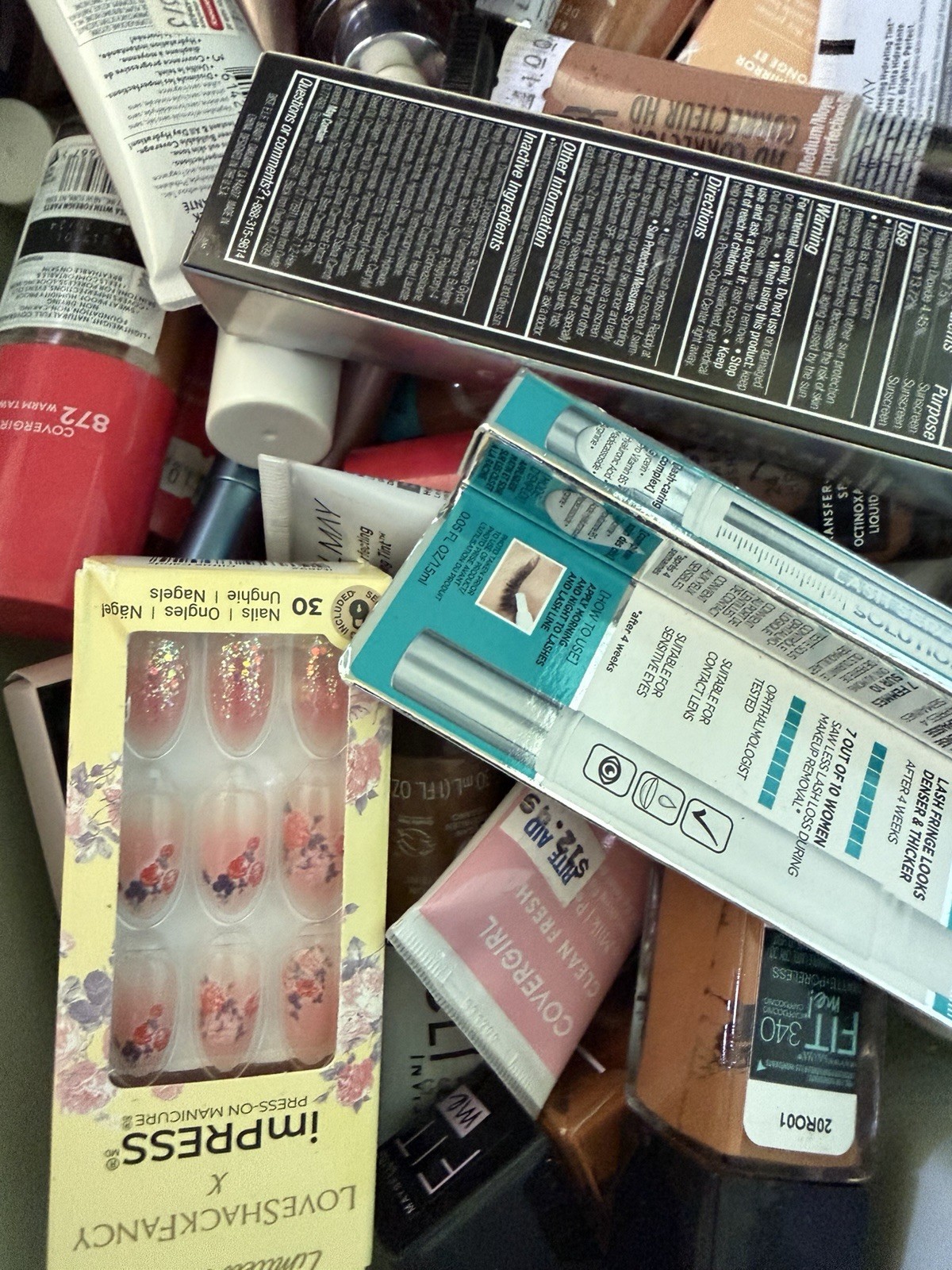 NEW Makeup, Health, Beauty Cosmetics Bundle Lot – 100 Pieces Assorted Wholesale