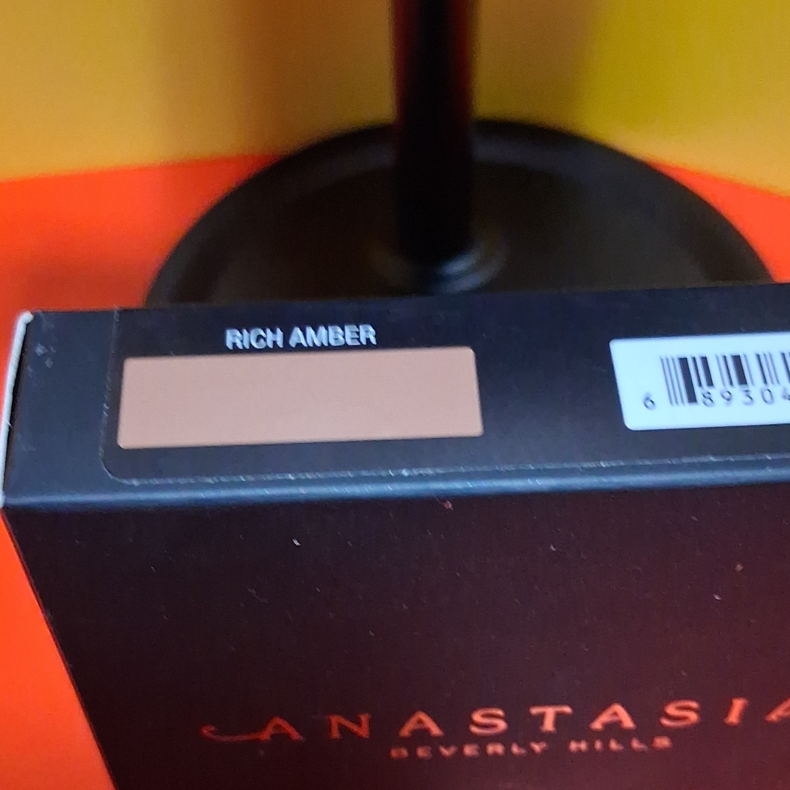 Anastasia Beverly Hills Lipstick Requiem, Highlighter Vegas, Bronzer Rich Amber