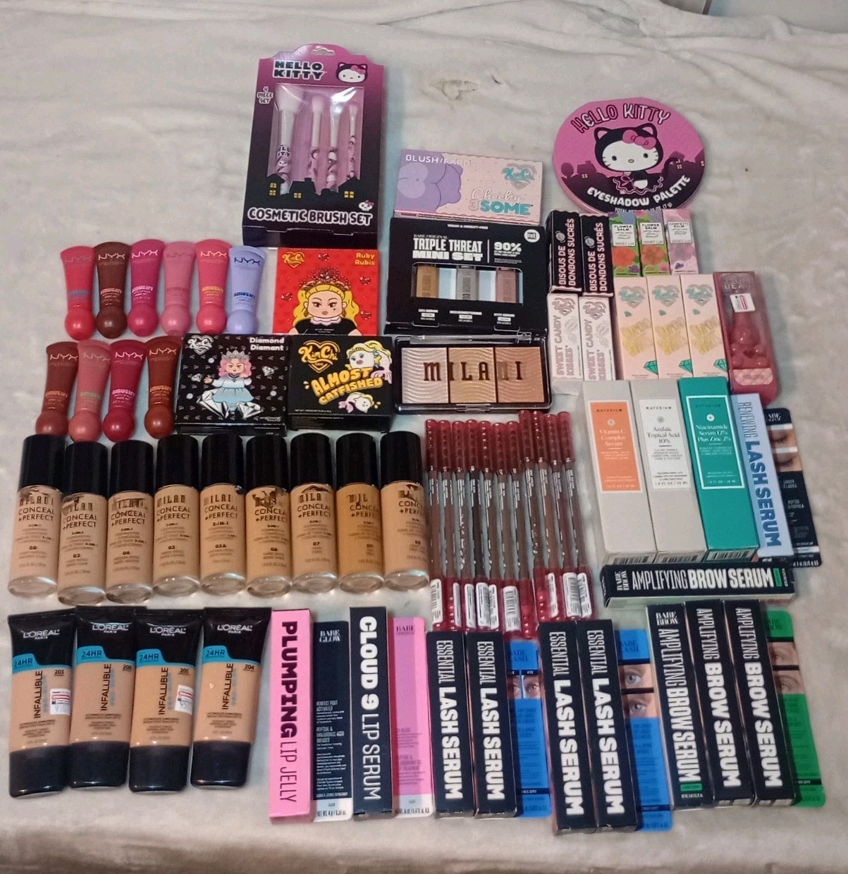 AFFORDABLE MAKEUP (READ DESCRIPTION)