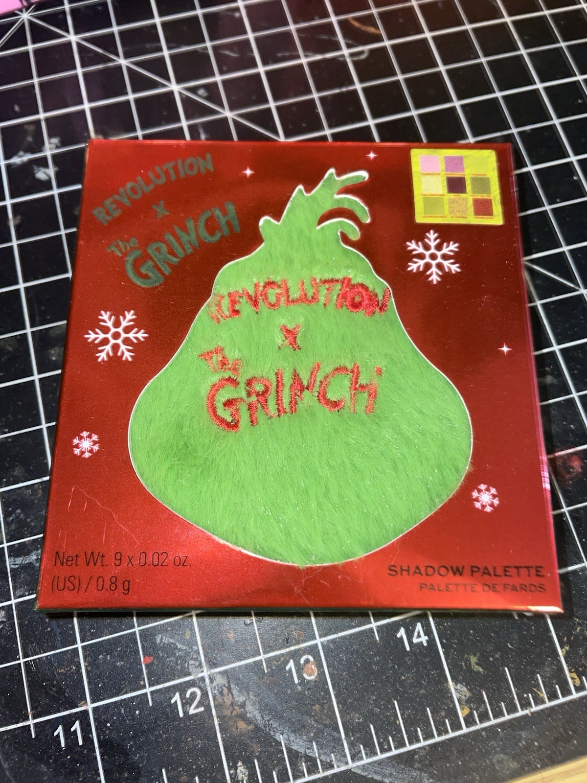 Revolution x The Grinch Makeup Lot Eyeshadow Liquid Set Lashes Sponge Gift Bow