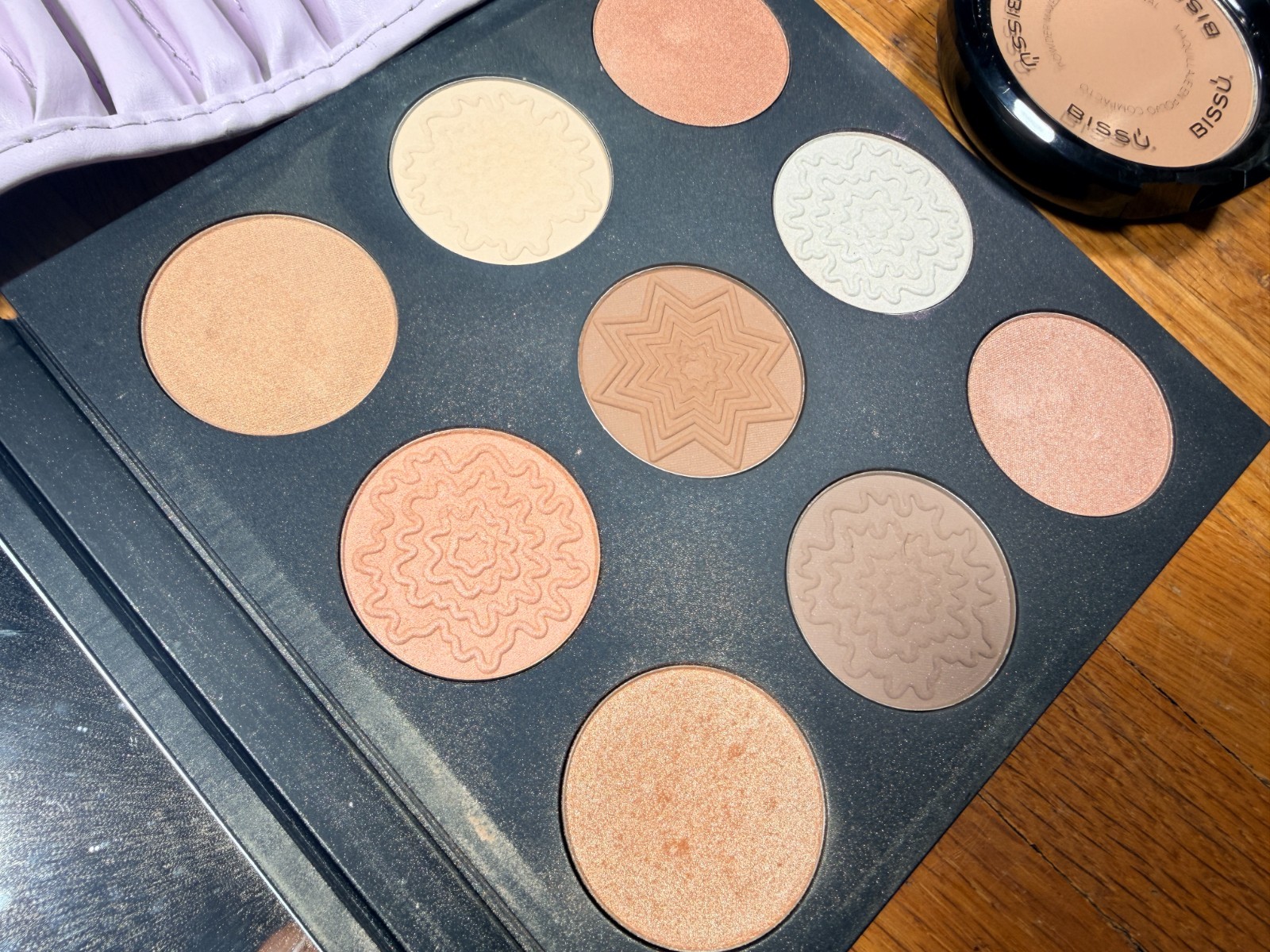 Makeup Bundle — Brush Set + Smashbox Palette + Bissú Powders