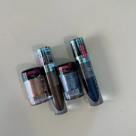 New Wet N Wild Limited Edition Metallic Lipstick & Loose Pigment