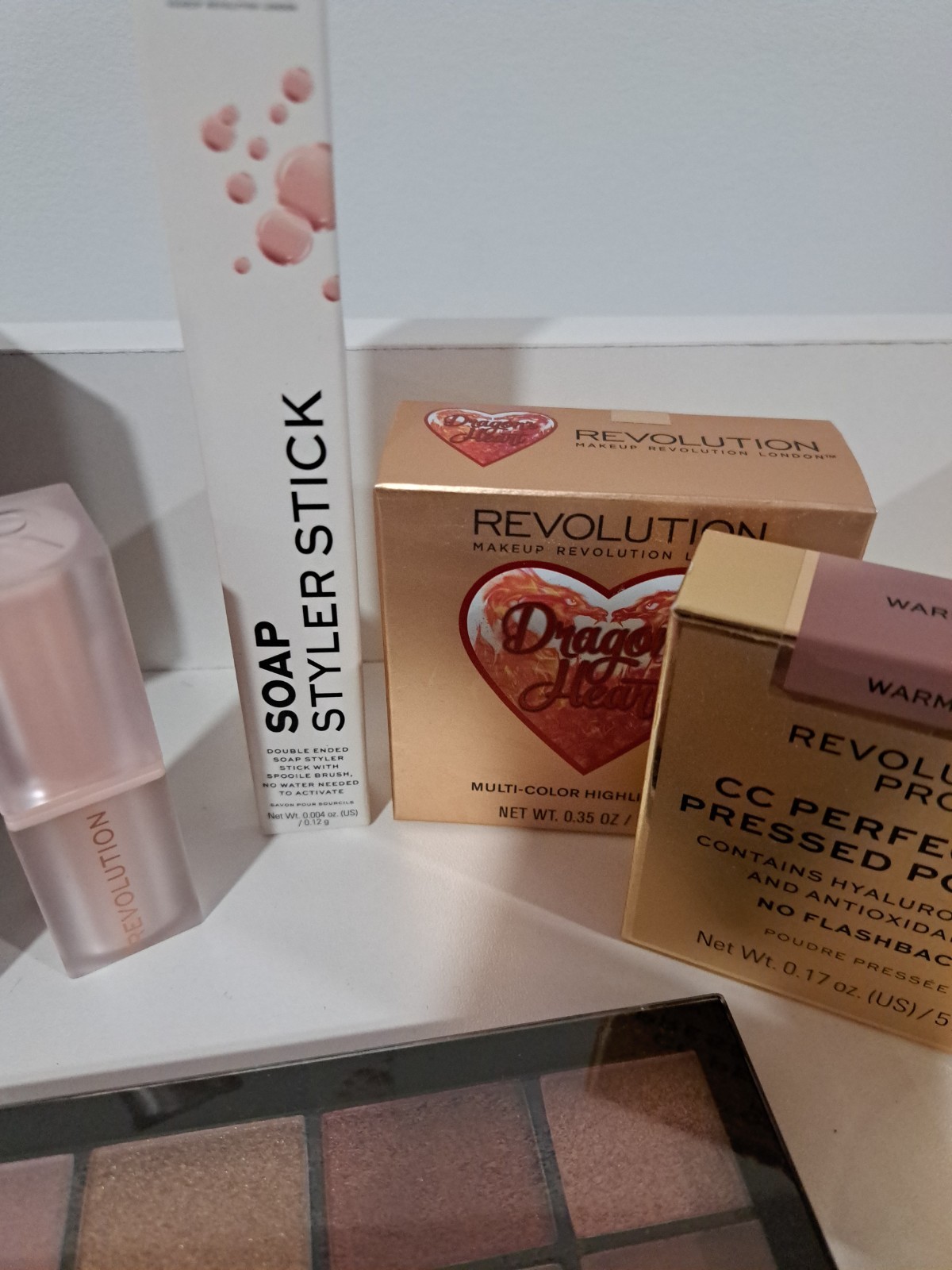 Revolution Makeup Lo