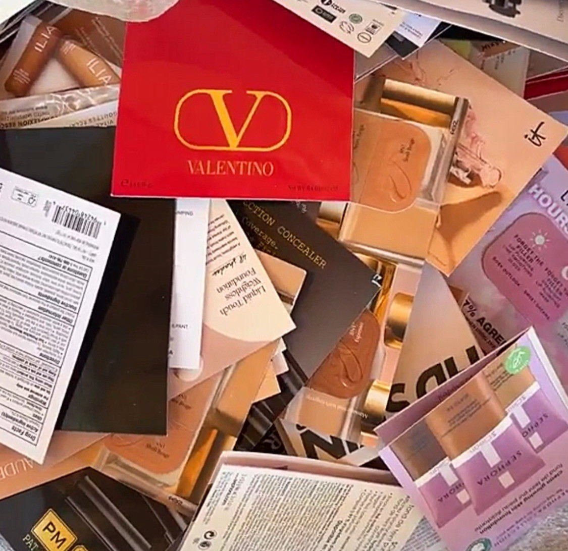 NEW! 100 pc High End Skincare Beauty Cosmetics Makeup Hair Sample Packets Lot