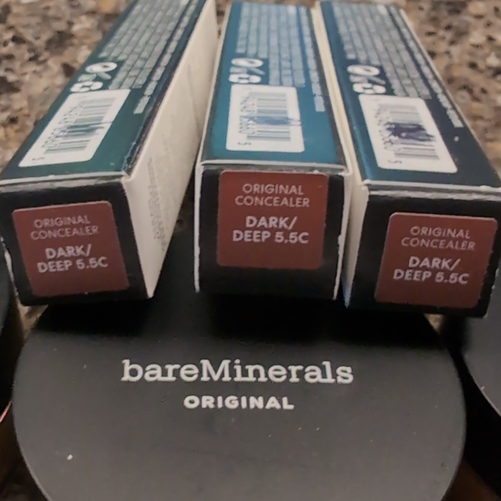 bareMinerals Original Foundation SPF 15 + Concealer + Smashbox Lip + e.l.f.