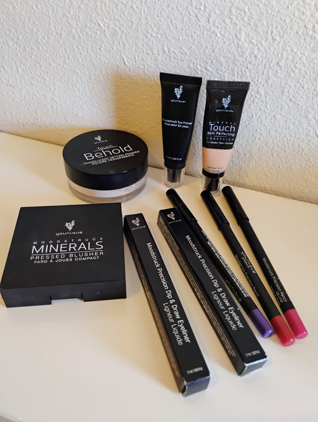 Cosmetics set, Younique, Touch Behold Translucent Setting Powder, blush,…