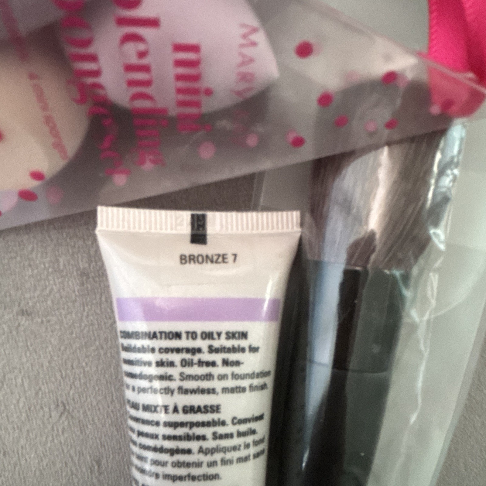 Mary Kay TimeWise Matte-Wear Foundation Bronze 7 w/ Brush + Sponge