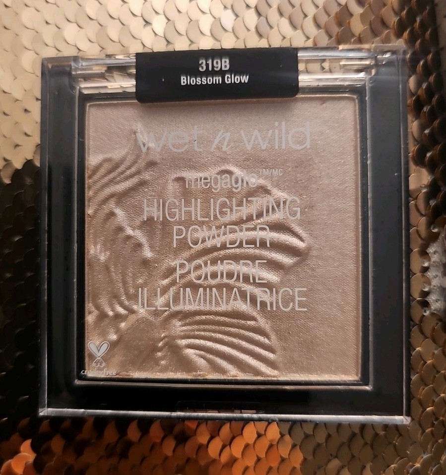 Fun Wet N Wild Trio Discontinued Pac Man Lip Balm, Eyeshadow & Highlighter!