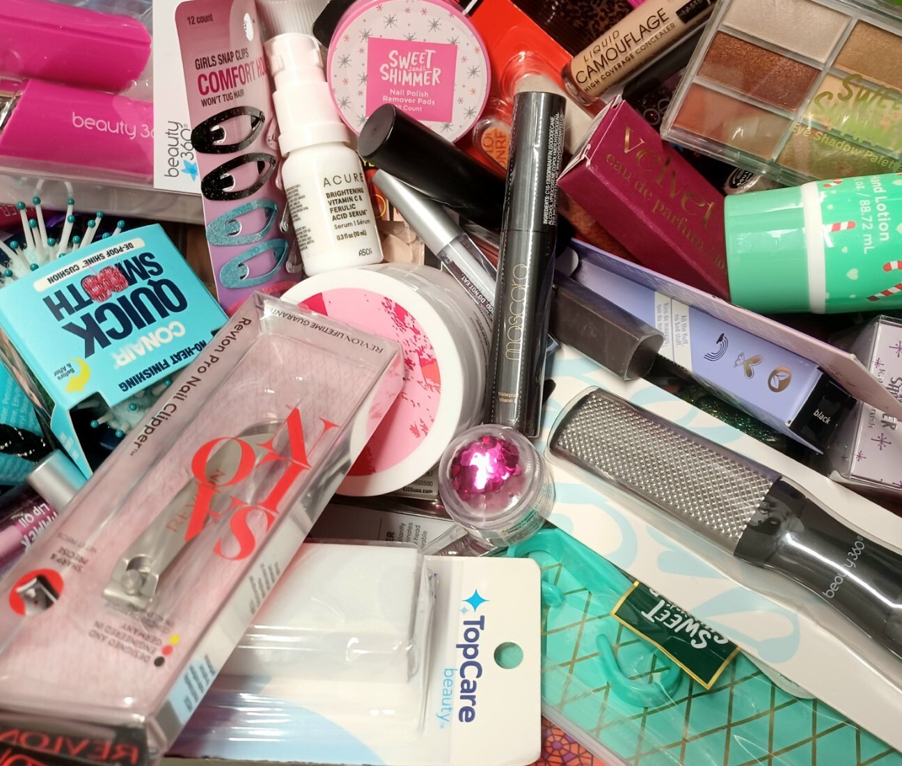Makeup Lot Cosmetic Bundle Wholesale Bulk Hair Skin Beauty Cosmetics tools Mixed
