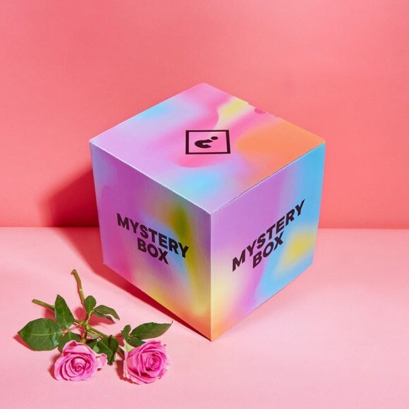 Mixed Beauty Box 100$rv Highend Full Size Travel Jeffree Star,Kylie Cosmetic,tf