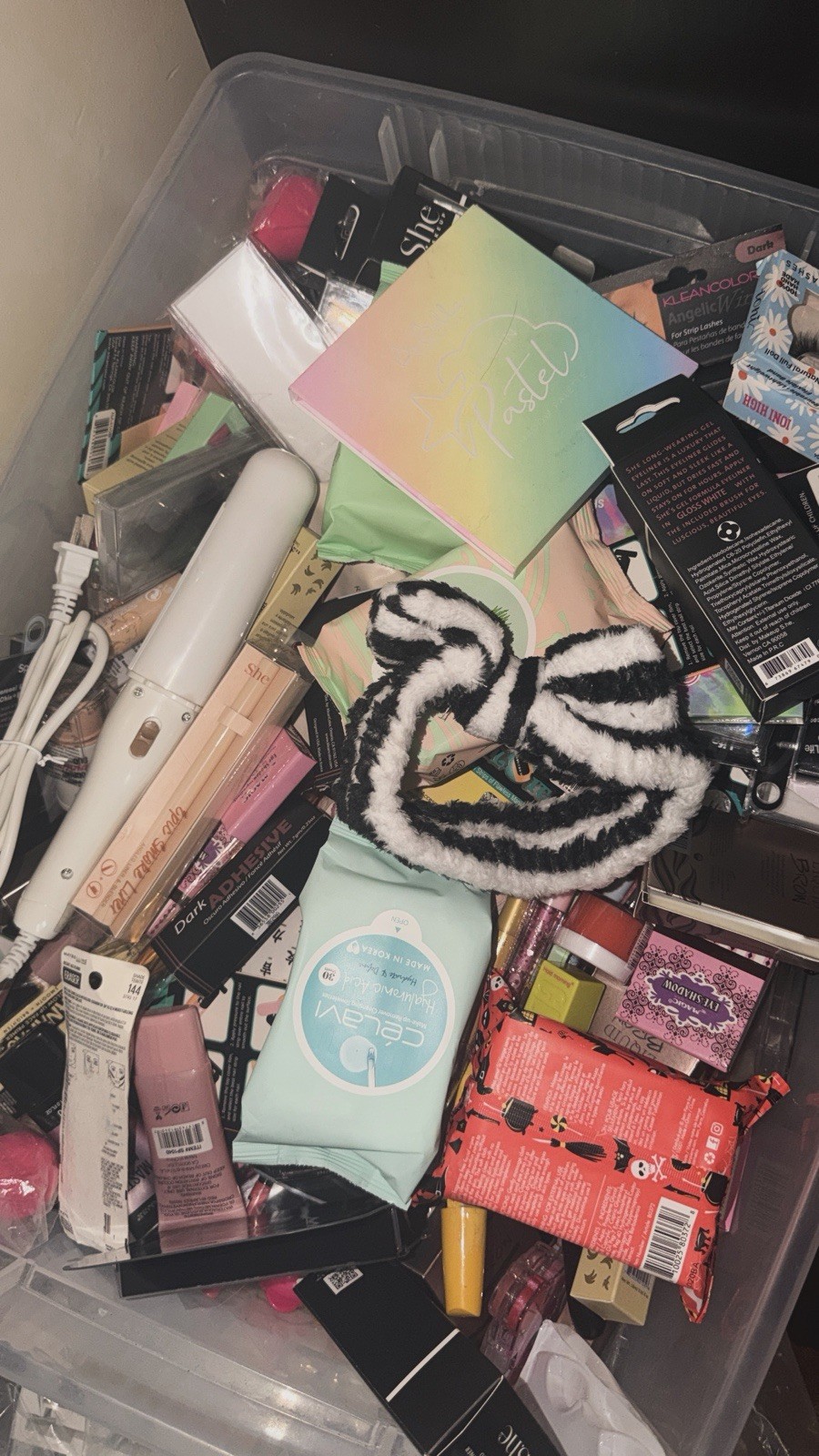 Wholesale Lot Makeup 500 Items All New