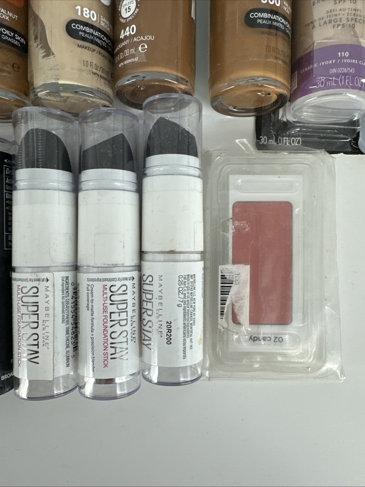 30+ PIECES Cosmetics Foundation Concealer Blush Maybelline Revlon L’Oreal NOS