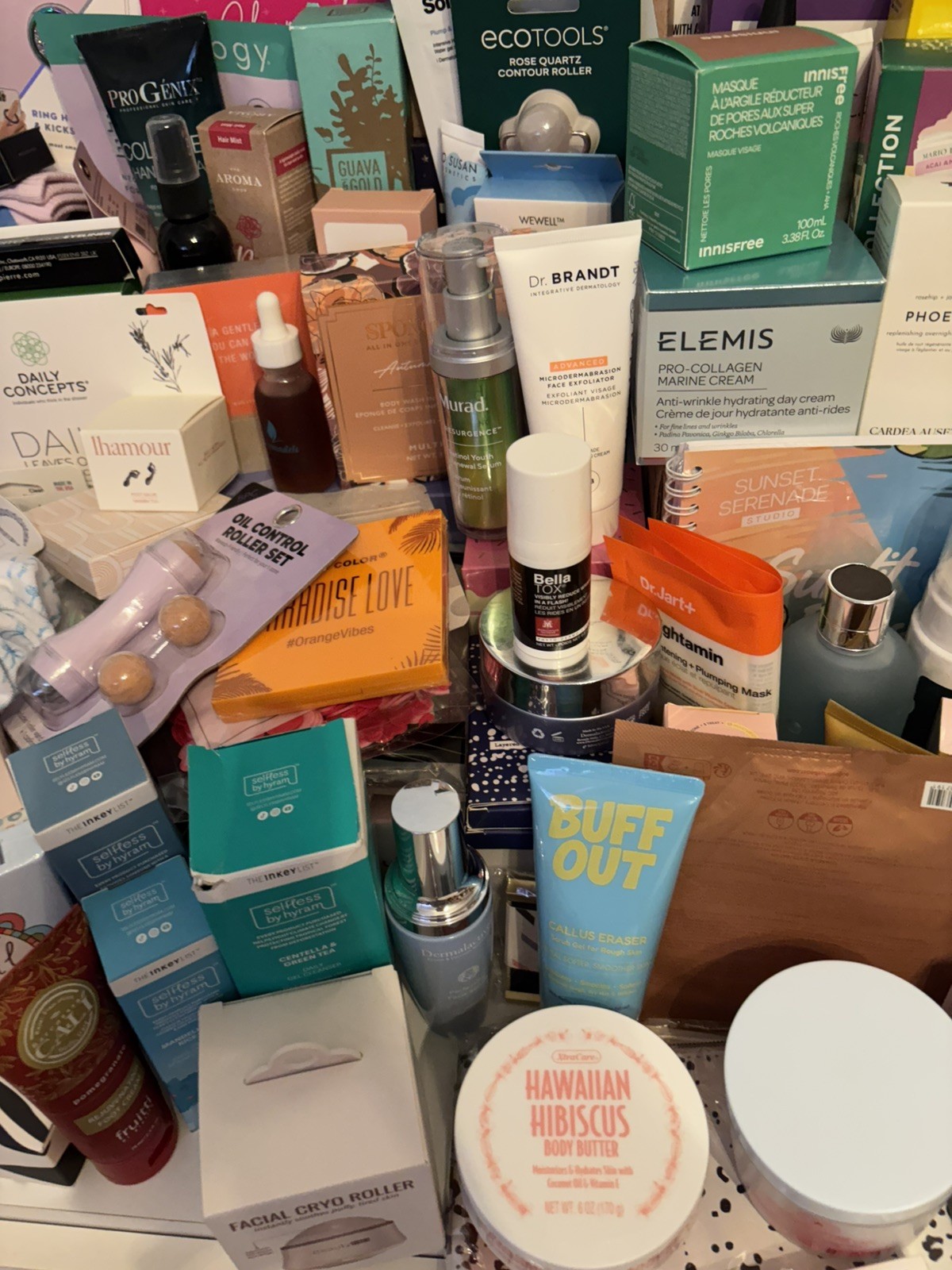 9-12 Luxury Beauty Mystery Box-FULL SIZE-High End-Skincare Body Makeup-BRAND NEW