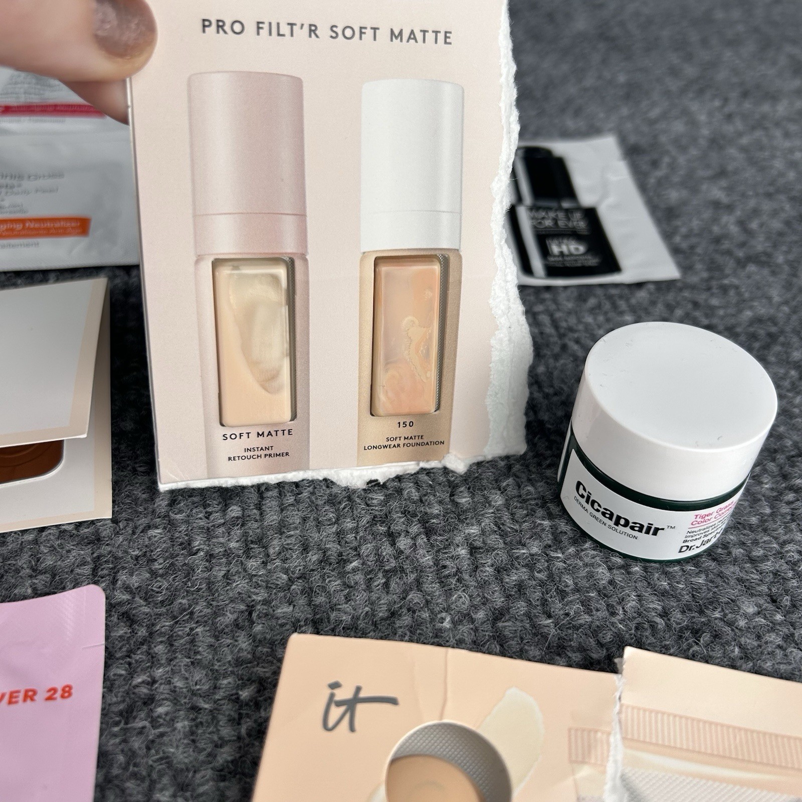 Mixed Lot of Sample/Trial Size Make-up & Skin Care Lot – 26 NEW Tarte Milk Tata