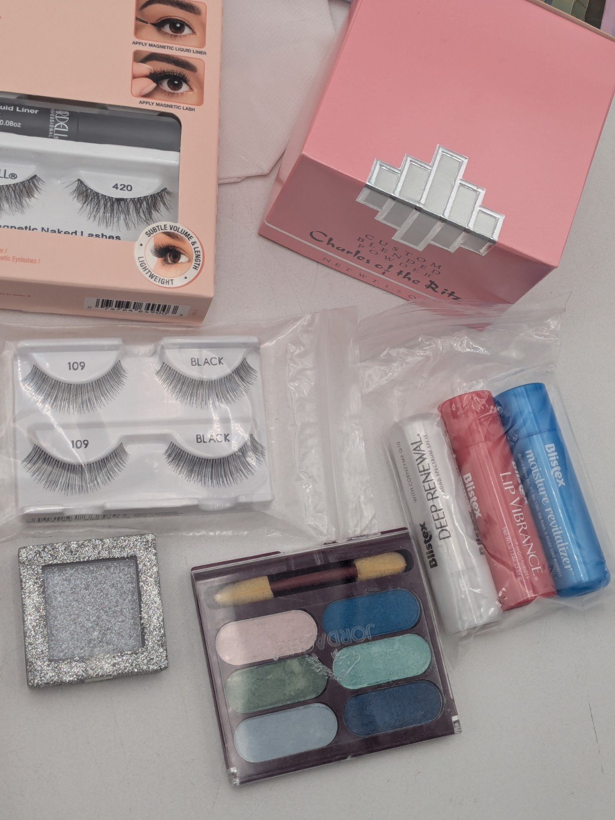 Makeup Beauty Set in Bag! You receive everything in photos. Over 30 pieces!