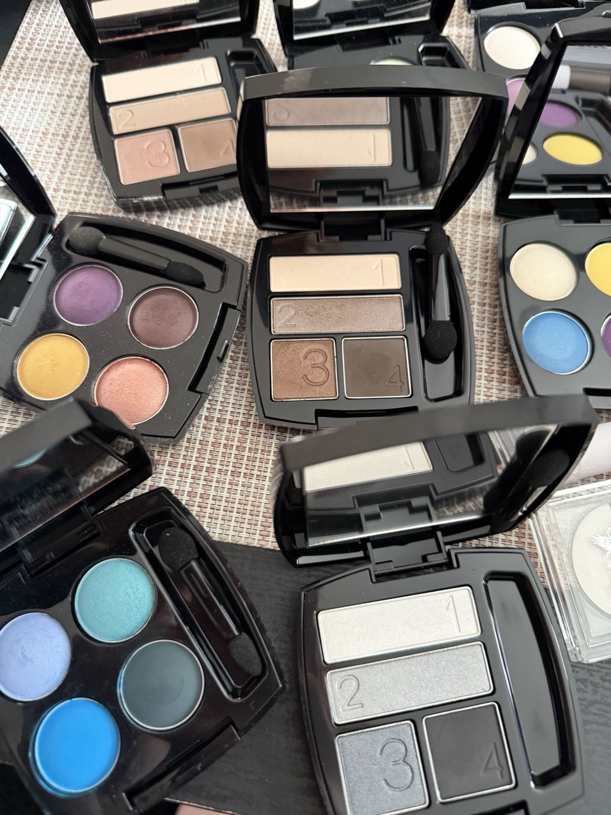 Mixed Makeup Lot Avon Loreal Almay CoverGirl Wet n Wild Eyeshadow Collection