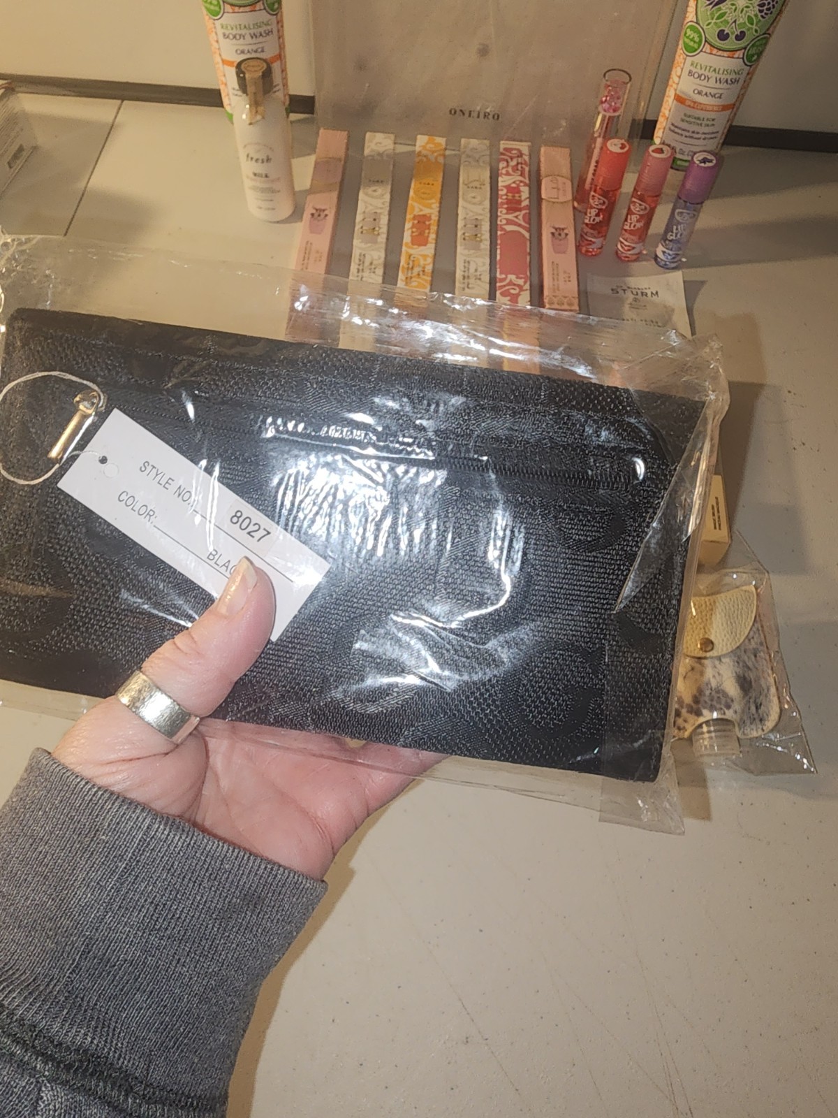 Beauty Bundle, Mixed Lot, Yara Scents, Jeffree Star, & more, Stocking Stuff