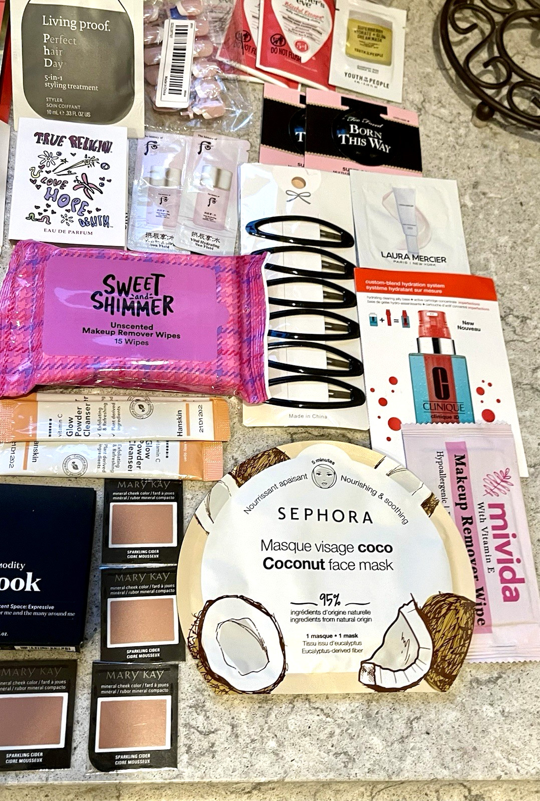 $300+ and over 100 items Beauty Bundle U Get All Shown + MORE!- MUST C All Pics!